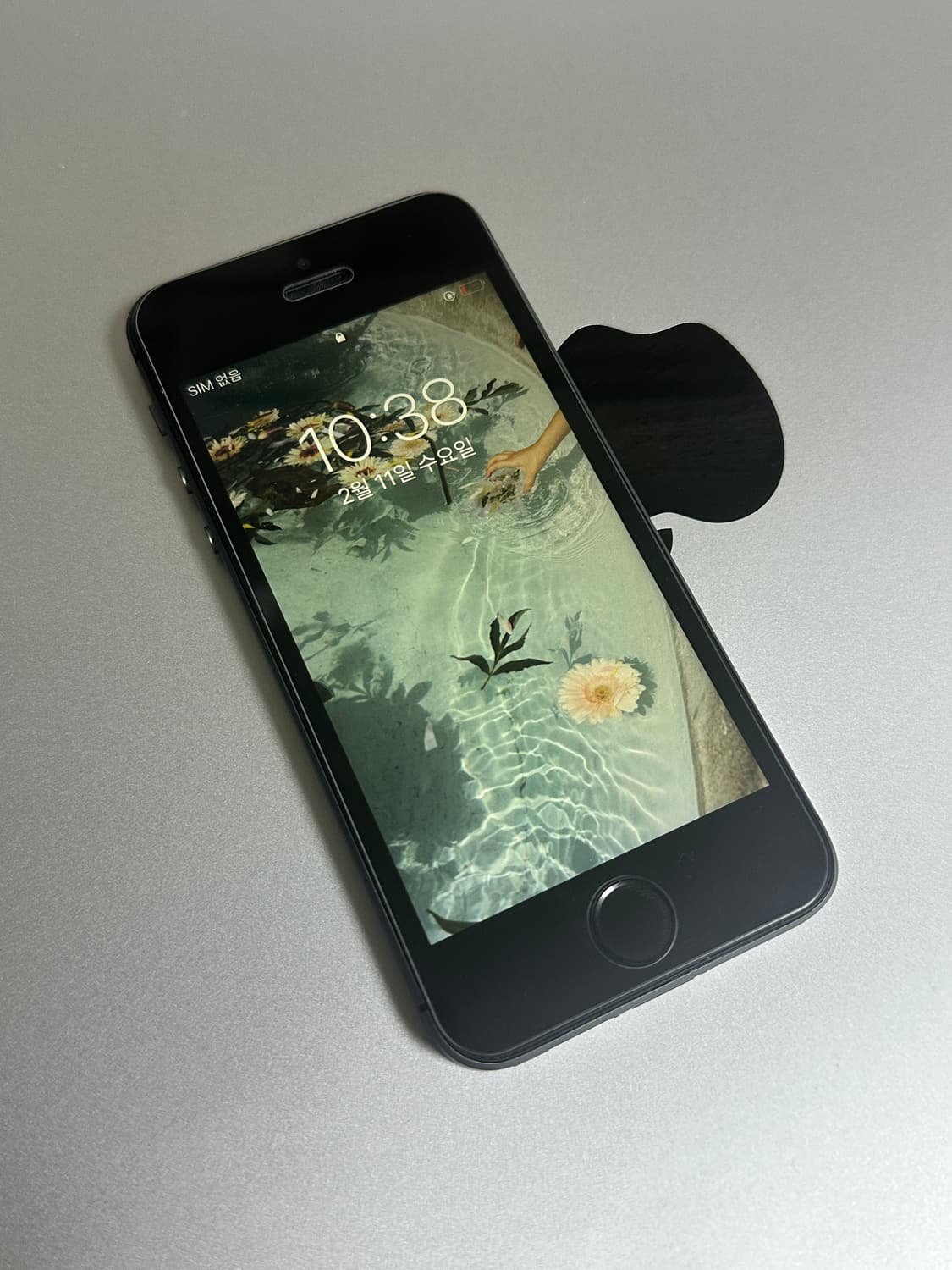 아이폰 SE 스페이스그레이 32GB 상품이미지2