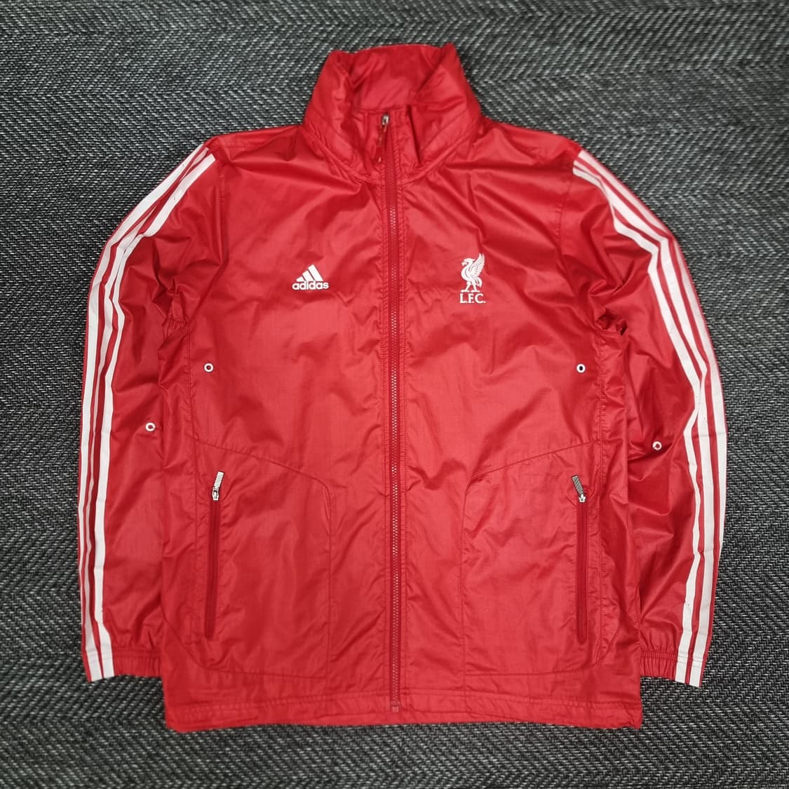 11-12시즌 리버풀 아디다스 바람막이 상품이미지1