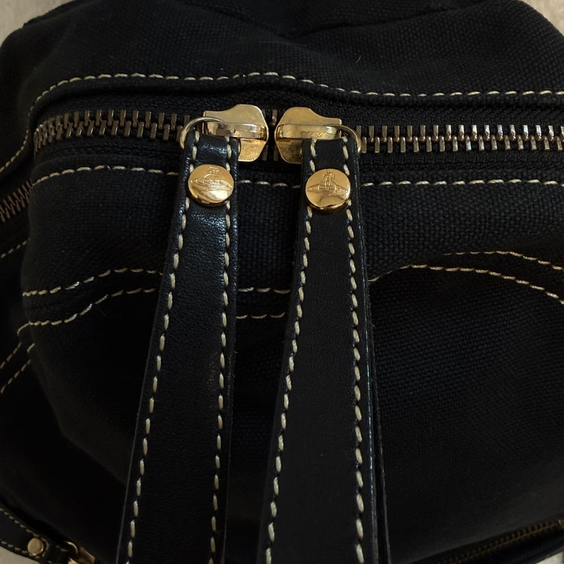 비비안웨스트우드 ORB금장 빅로고 코튼 백팩-블랙 상품이미지4