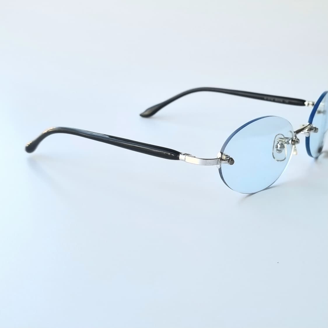 데드스탁 OGIS 무테 오벌형 실버프레임 안경테 상품이미지7