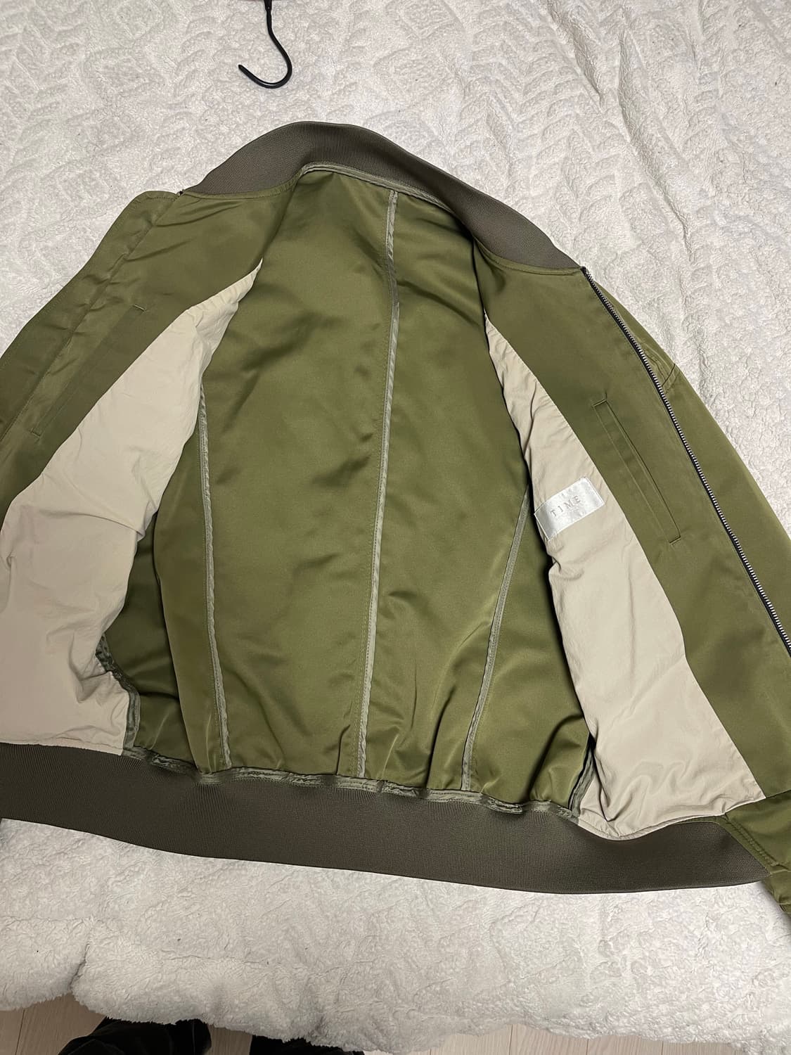 한섬 타임(TIME) 옴므 MA-1 봄가을 점퍼 봄버 올리브 100 상품이미지8