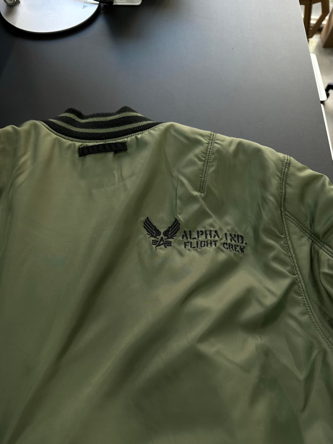 알파인더스트리 리버시블 MA-1 포켓 백자수로고 자켓 상품이미지9