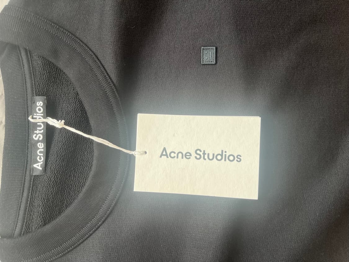 아크네스튜디오 페이스로고 맨투맨 상품이미지3