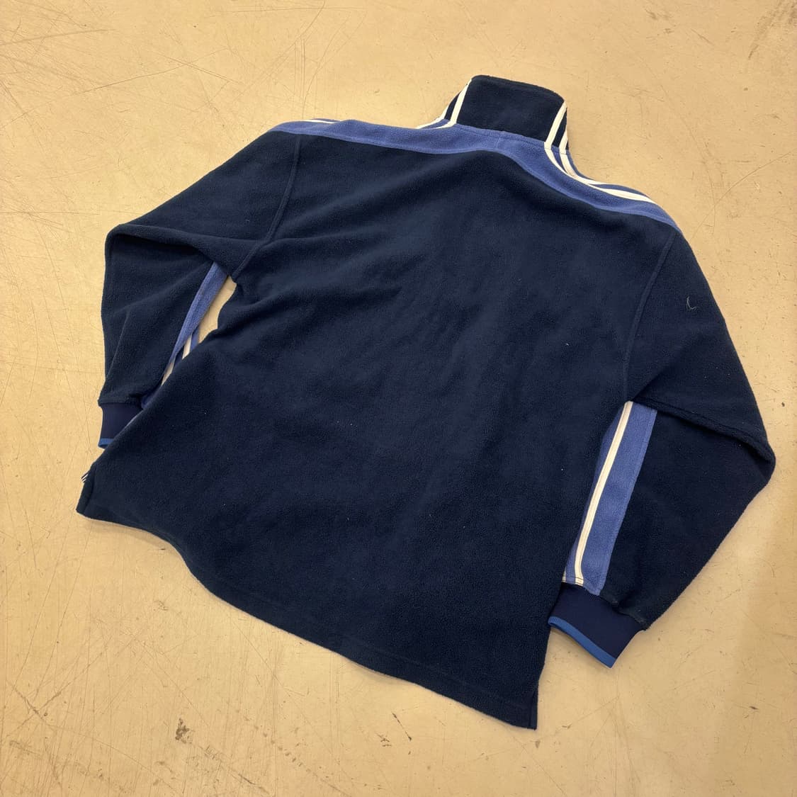 아디다스 올드스쿨 배색 플리스 하프 집업 상품이미지4