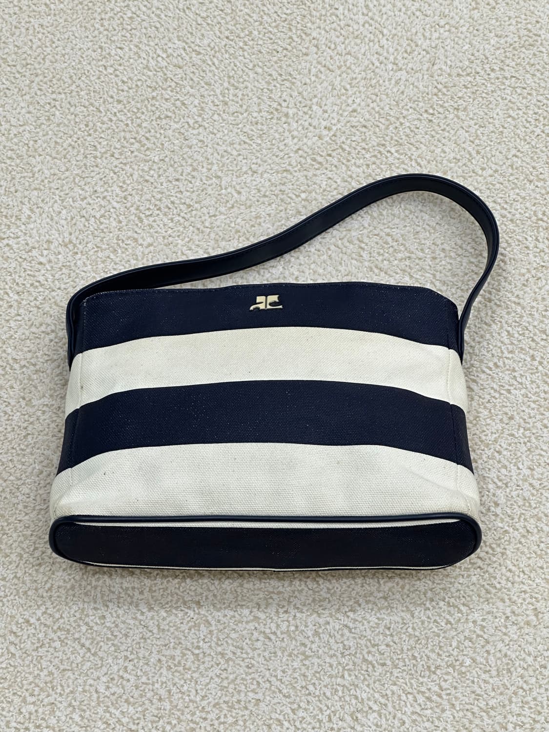 꾸레쥬 숄더백 상품이미지5