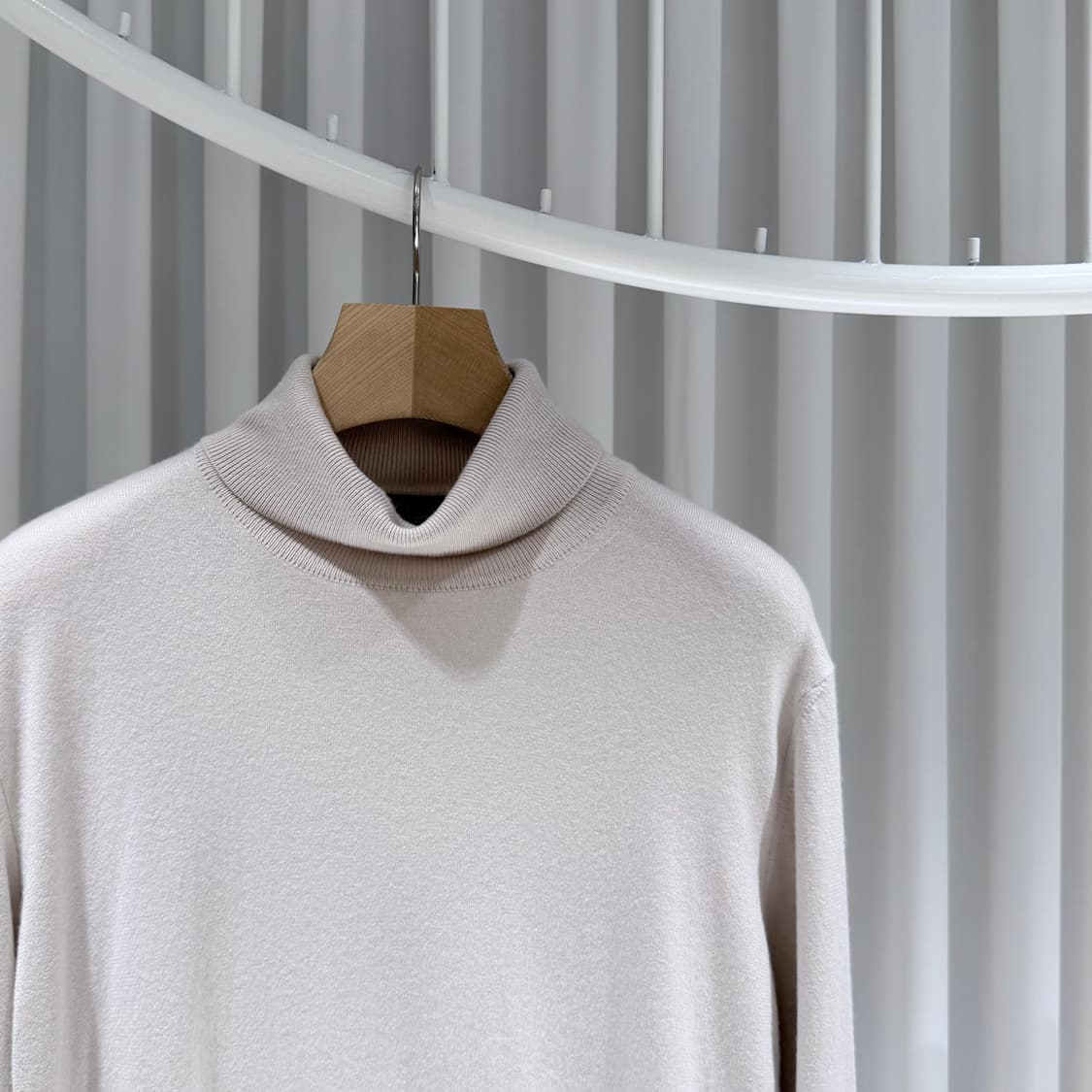 (A+/56) / 로로피아나 베이비 캐시미어 터틀넥 니트 그레이 상품이미지4