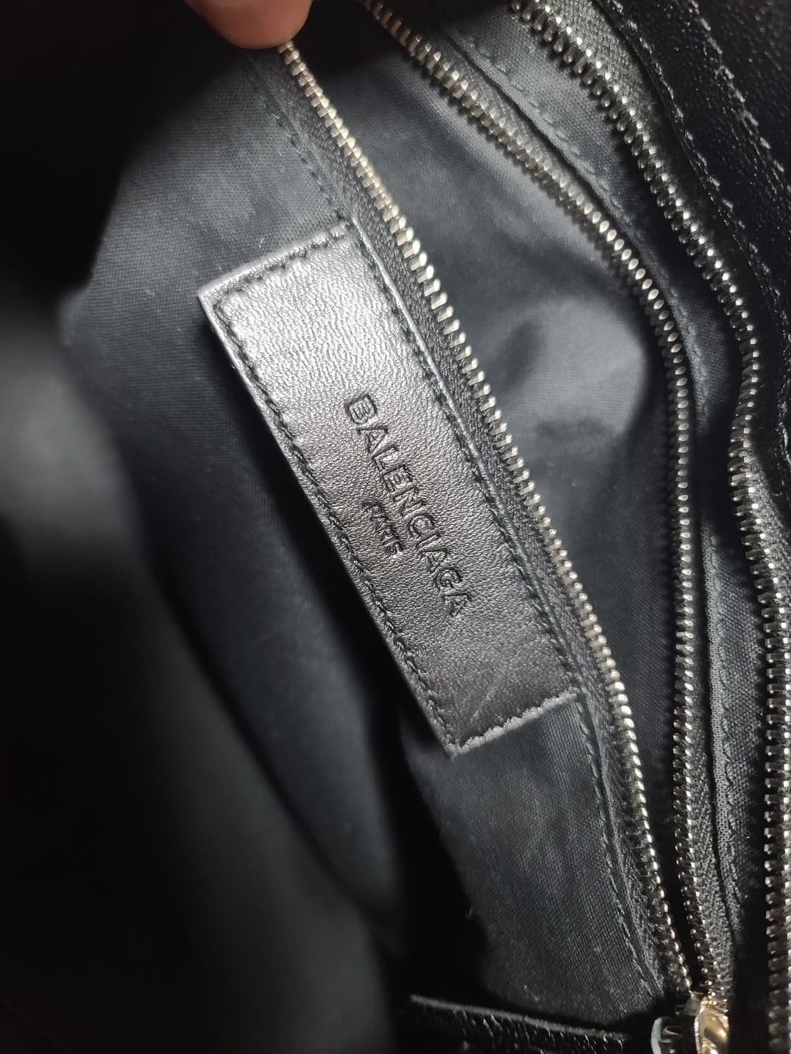 발렌시아가 미디움 모터백 엣지 클래식 시티백 토트백 숄더백 상품이미지5