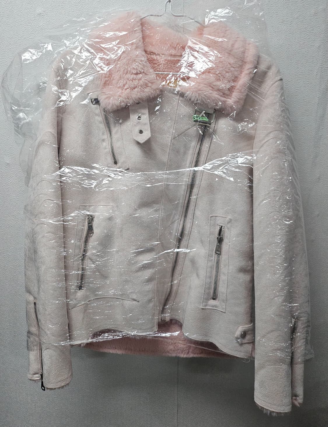 딸기우유빛깔 에코퍼 무스탕자켓  세탁완료  상품이미지1