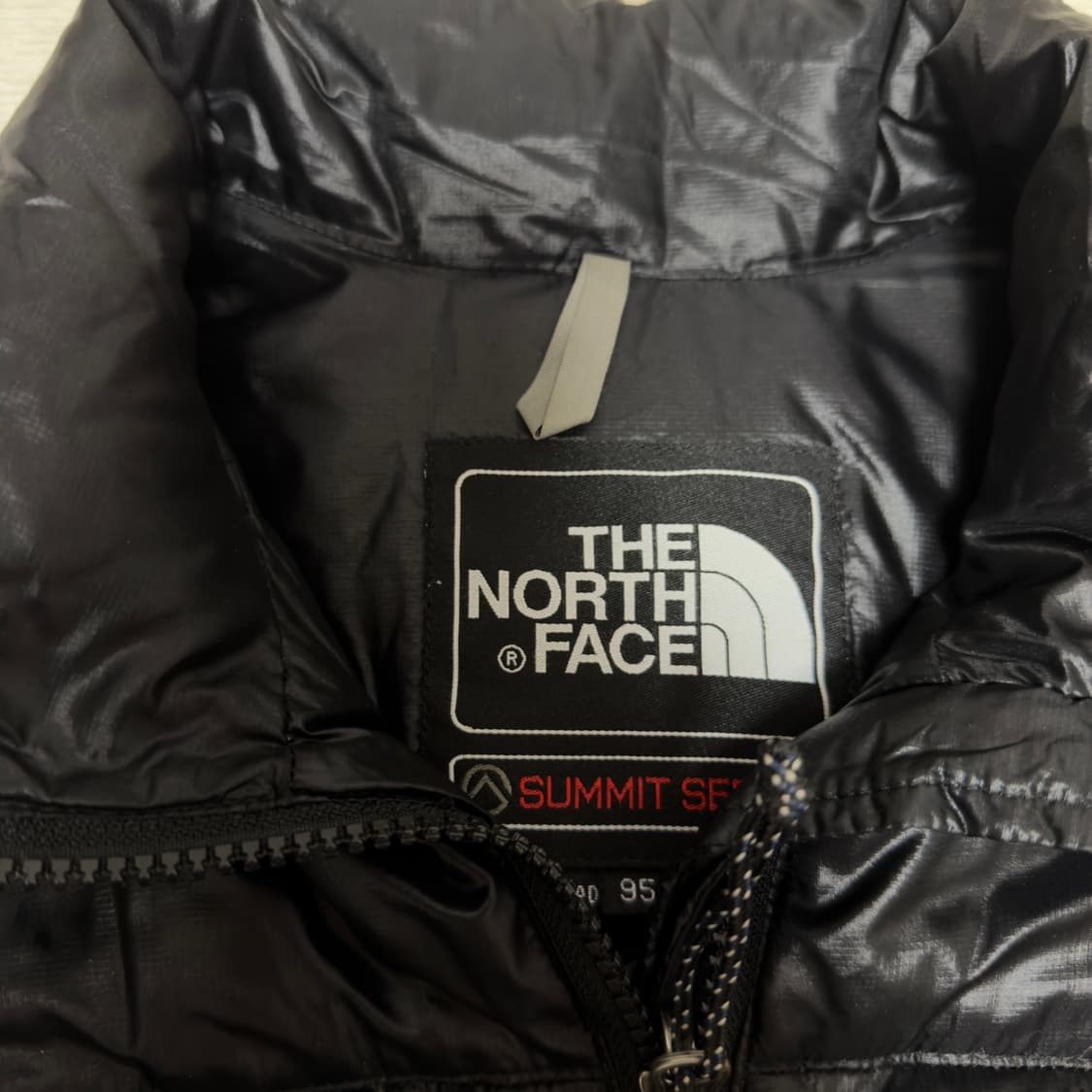노스페이스 써밋 경량패딩 상품이미지3