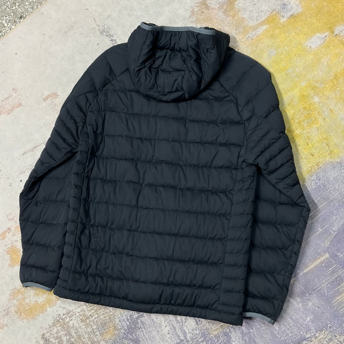 언더아머 덕다운 후드 경량패딩 L 상품이미지4