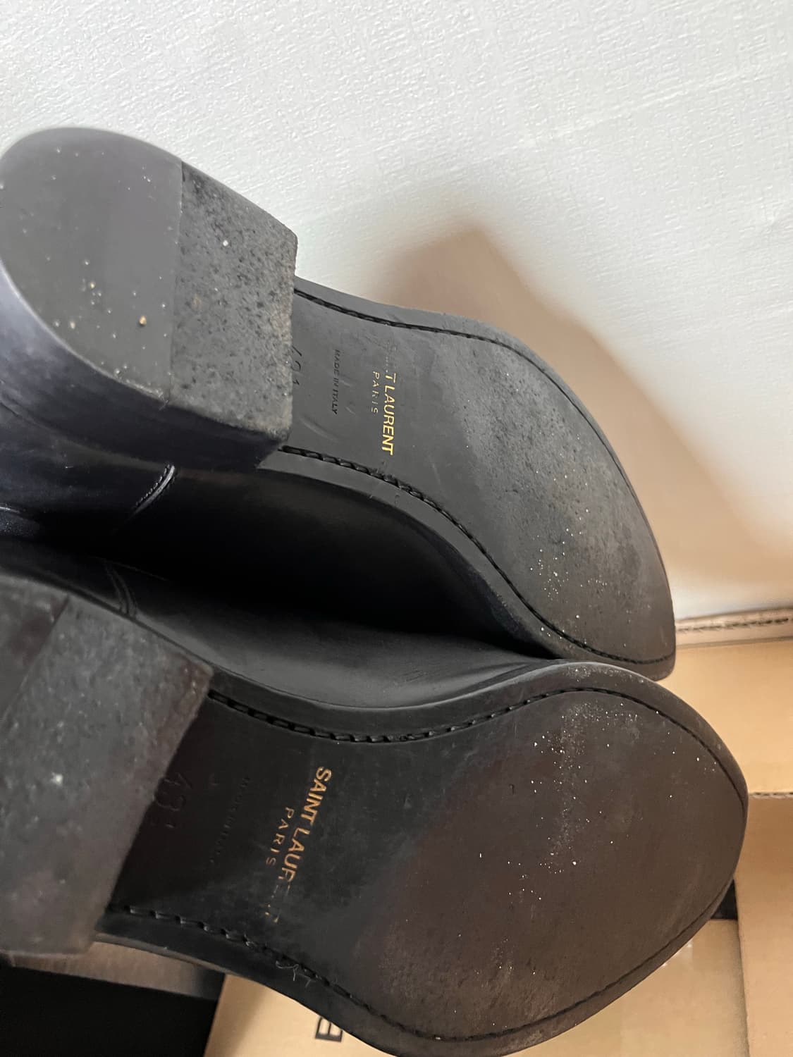 생로랑 블랙 레더 첼시부츠 43.5 상품이미지3