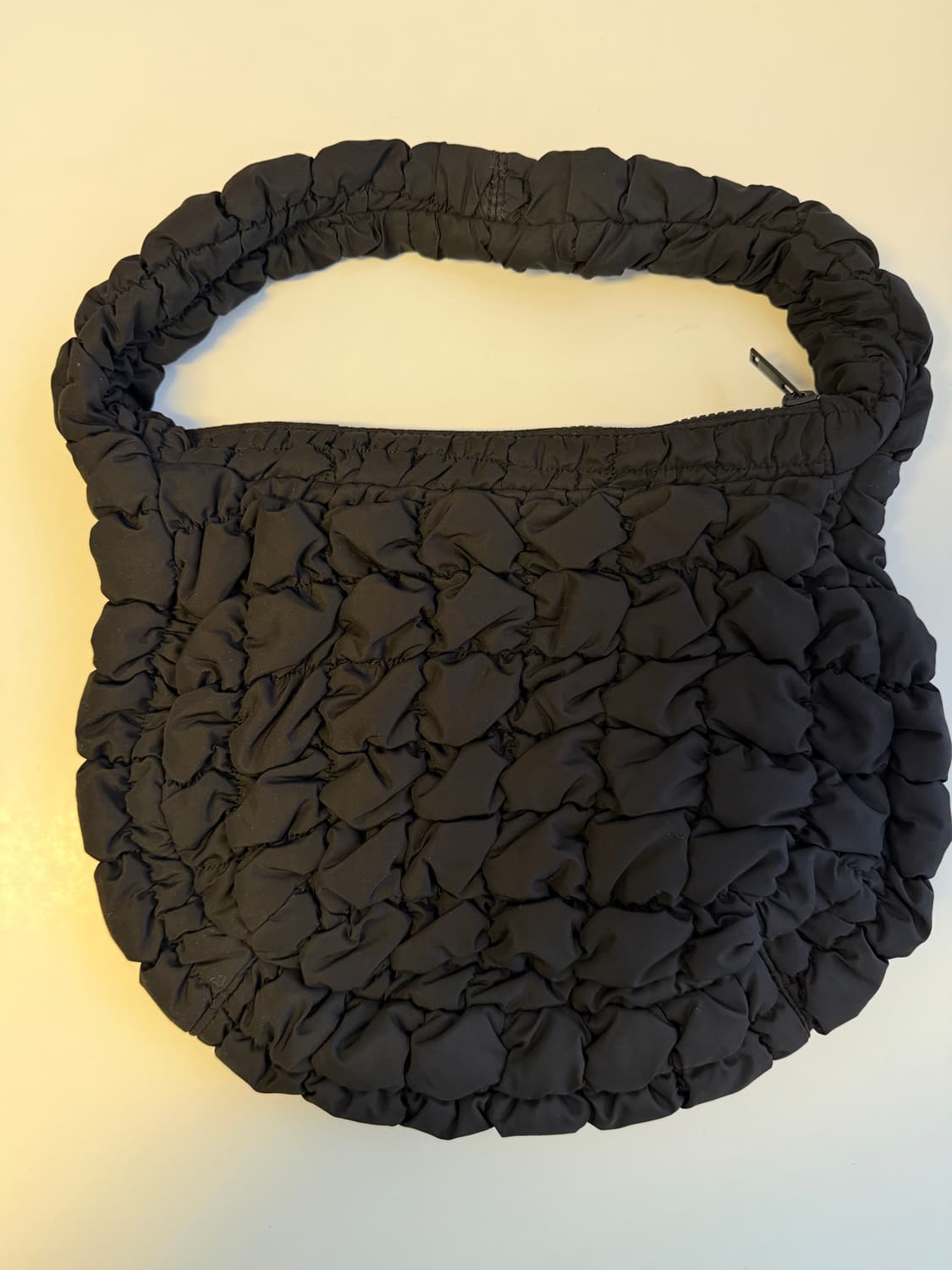 COS 퀼팅백 스몰 블랙 상품이미지1