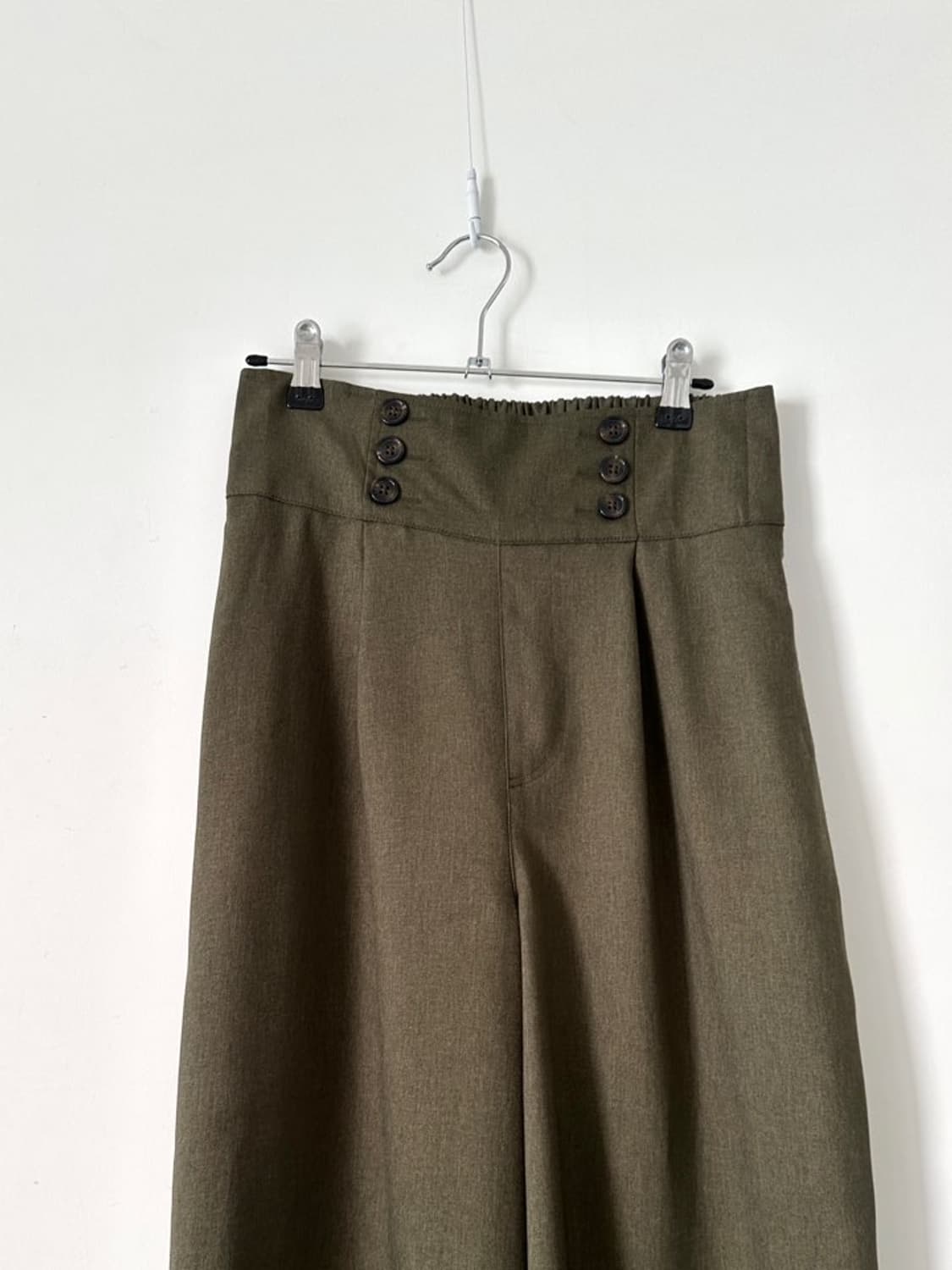 3 button wide banding slacks / khaki 상품이미지3