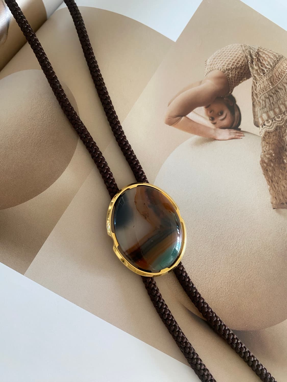 빈티지 아게이트 볼로타이 목걸이 상품이미지1