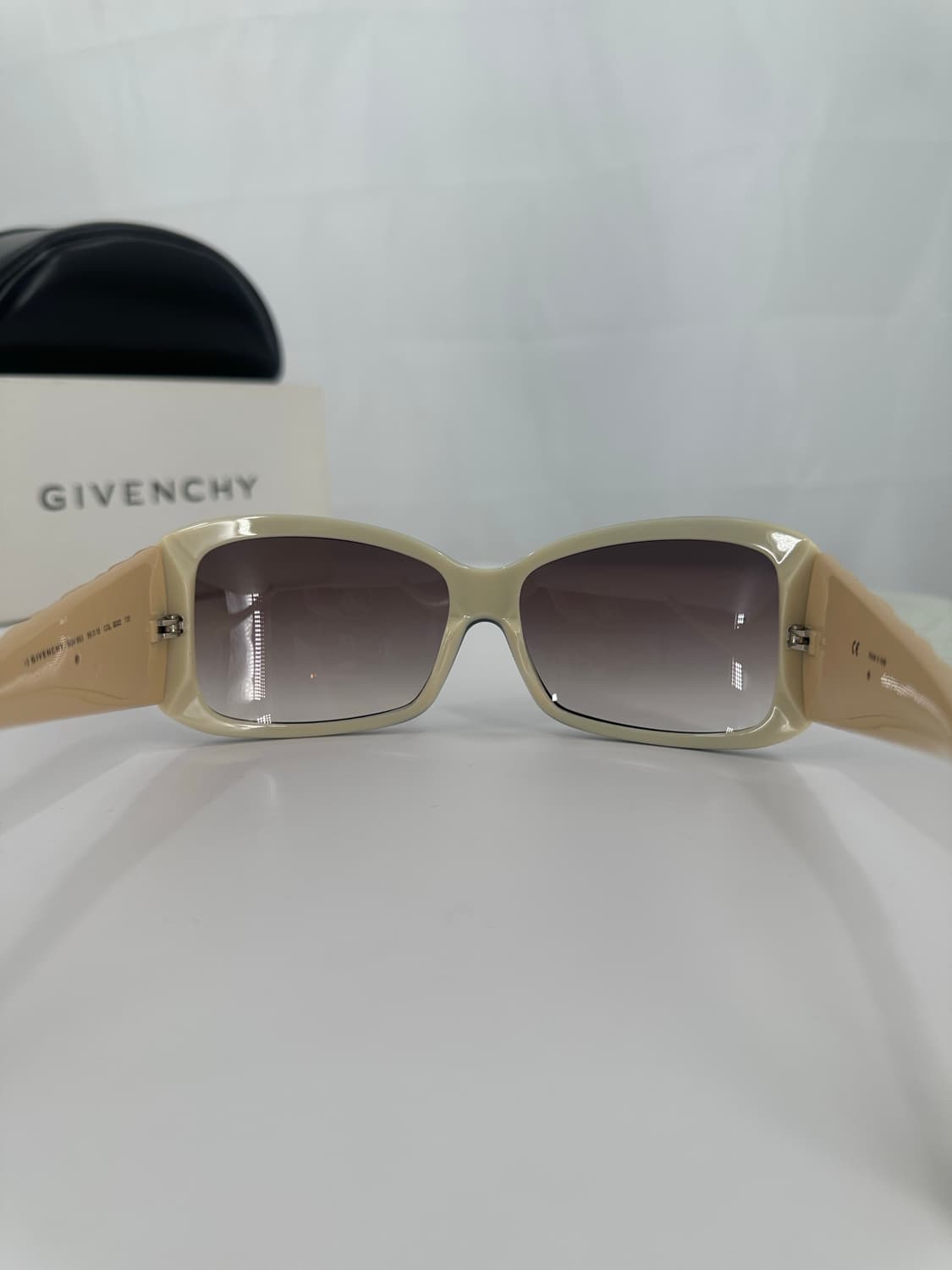 [새상품 무료배송] 정품 지방시 Made in Italy 선글라스 상품이미지7