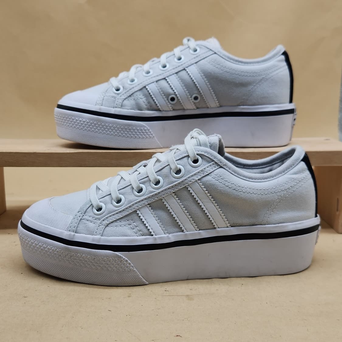 아디다스 니짜 플랫폼 여성스니커즈 230 상품이미지1