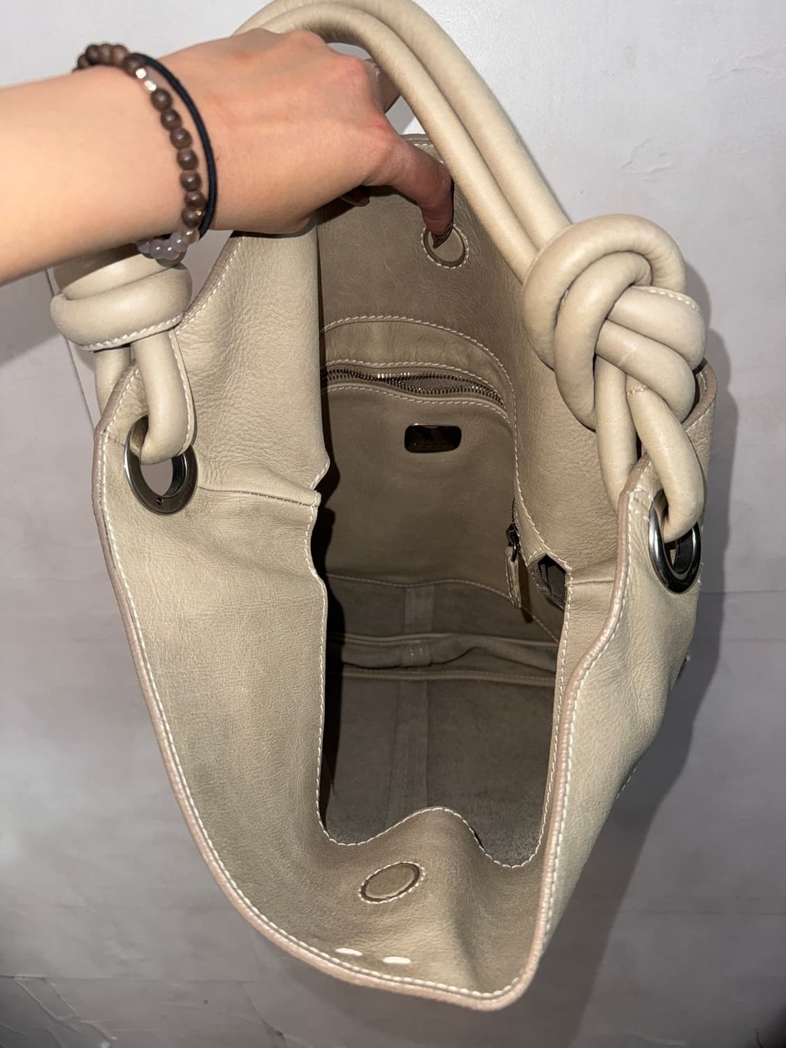 Donna Karan beige distinct knotted 숄더백 상품이미지7