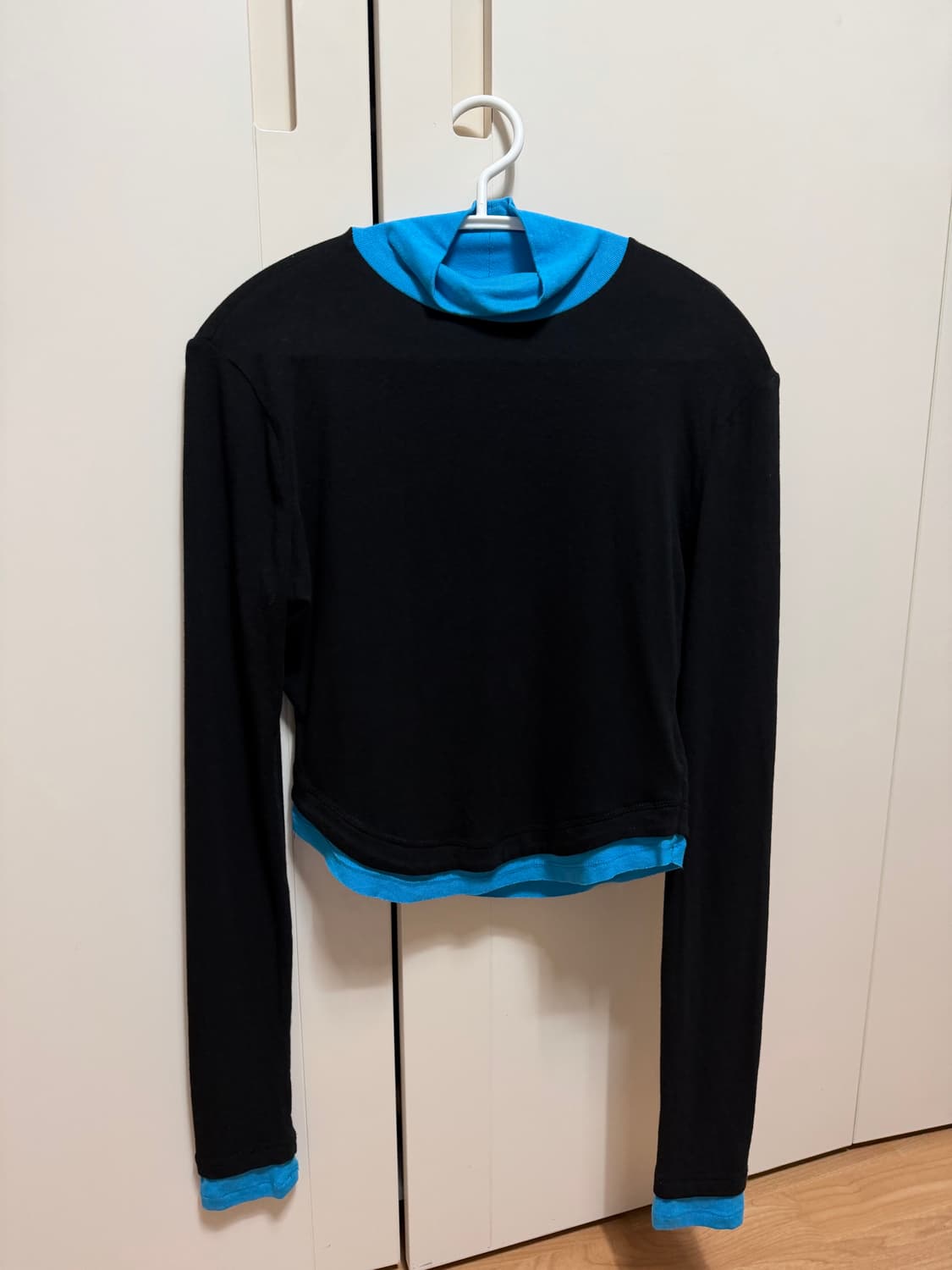 파르티멘토 우먼 레이어드 하이넥 티 상품이미지3