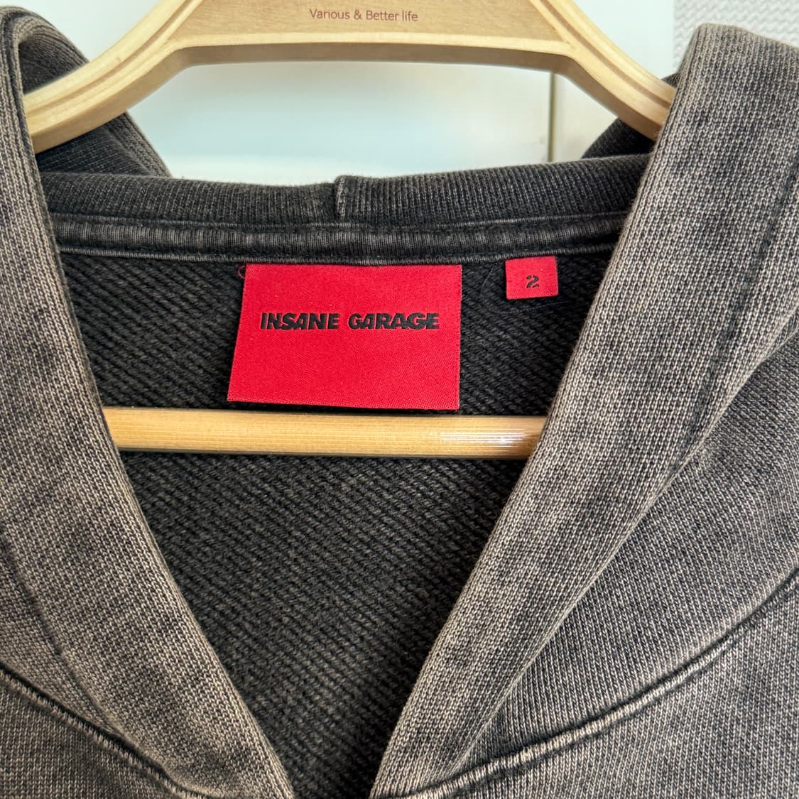 (초판)인세인개러지 엠브로이디드 패디드 후드집업 빈티지 블랙 상품이미지2