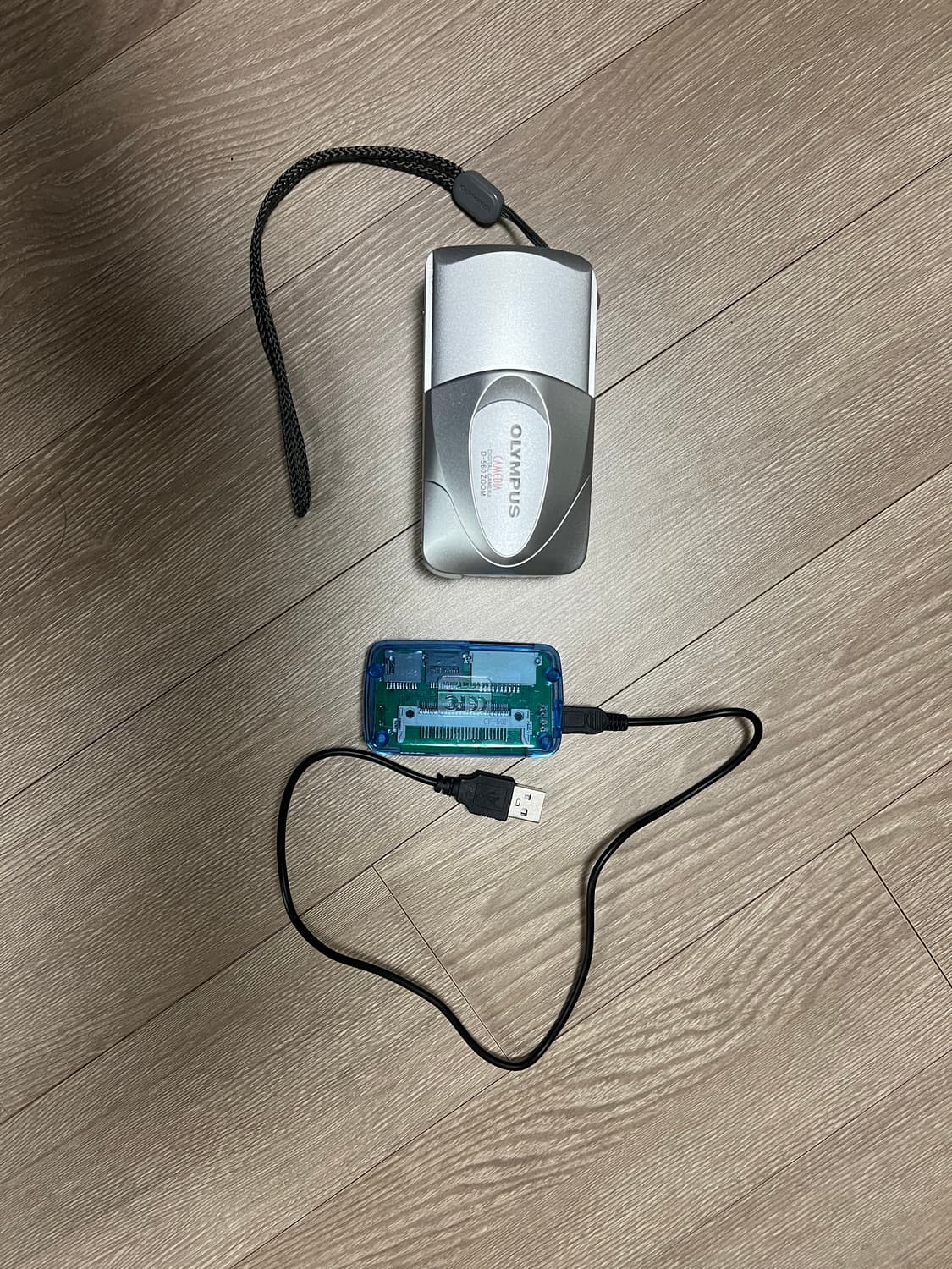 Olympus D-560 zoom 상품이미지1