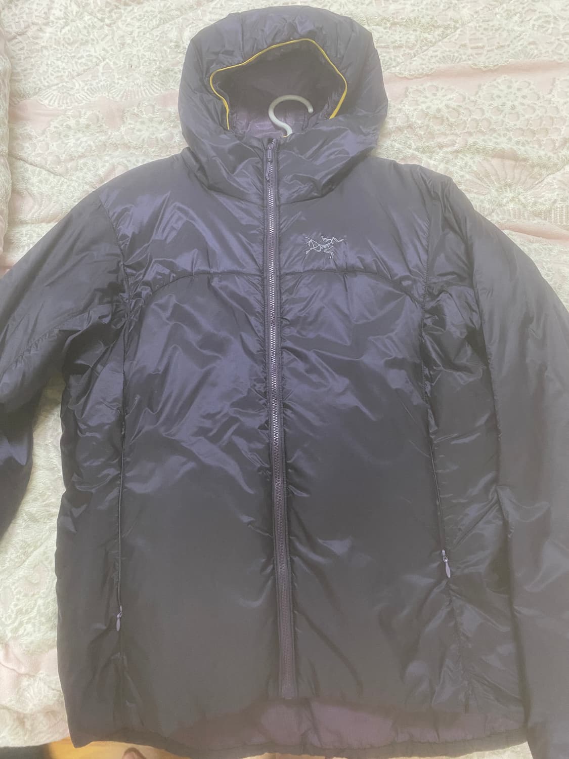 아크테릭스 여성용 경량패딩팔아요 상품이미지7