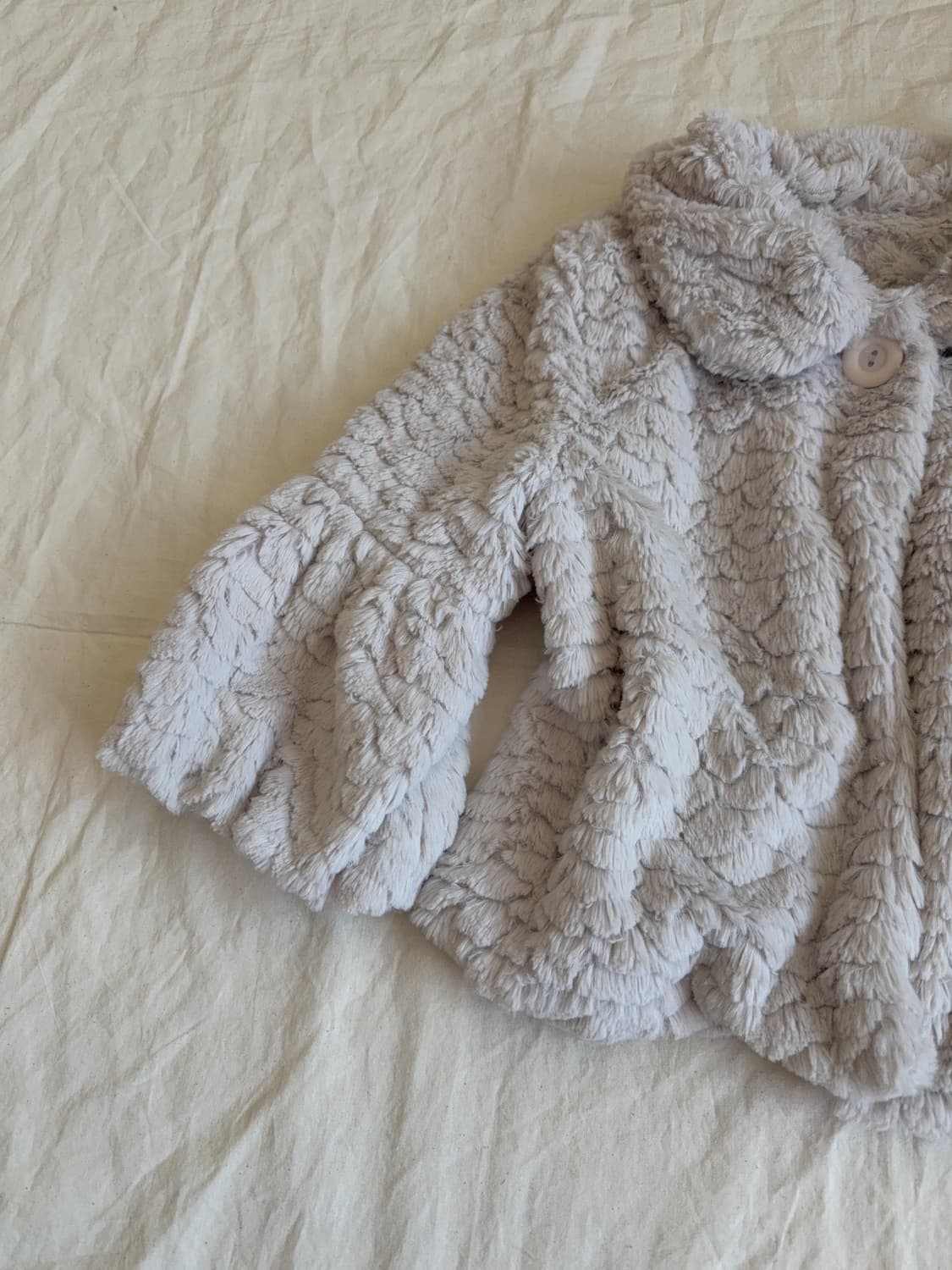 뮤트 히메갸루 러블리 크롭 퍼 케이프 상품이미지2