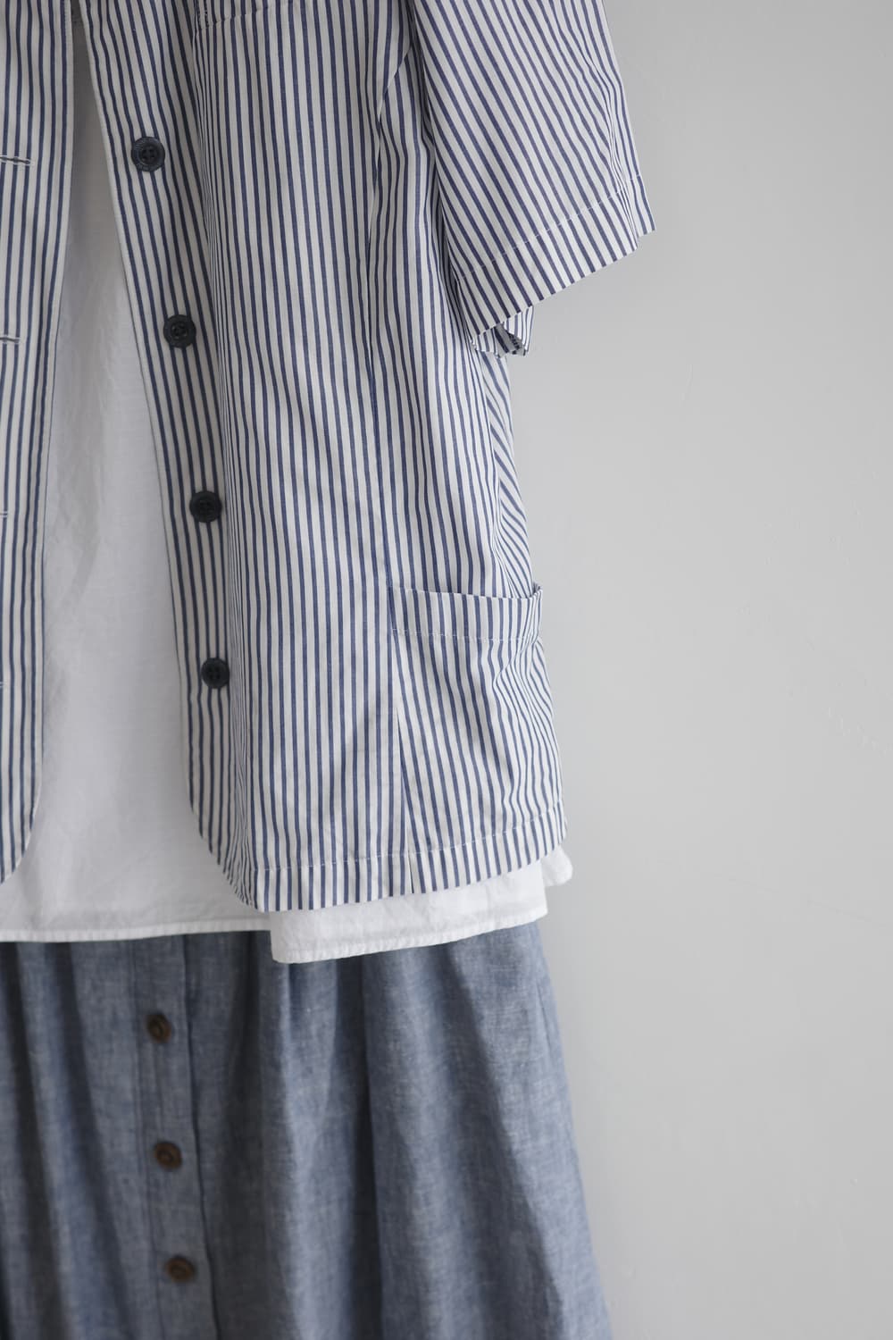 HANAE MORI 둥근 카라 스트라이프 반팔 셔츠 상품이미지3