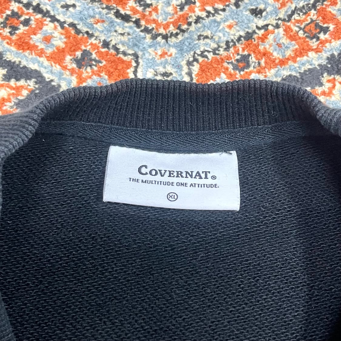 커버낫 스펠로고 블랙 맨투맨 남성XL 상품이미지3