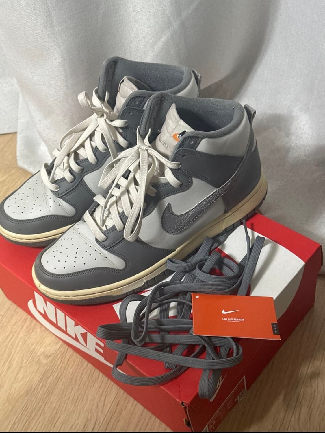 나이키 덩크 하이 빈티지 라이트 본 275사이즈 상품이미지1