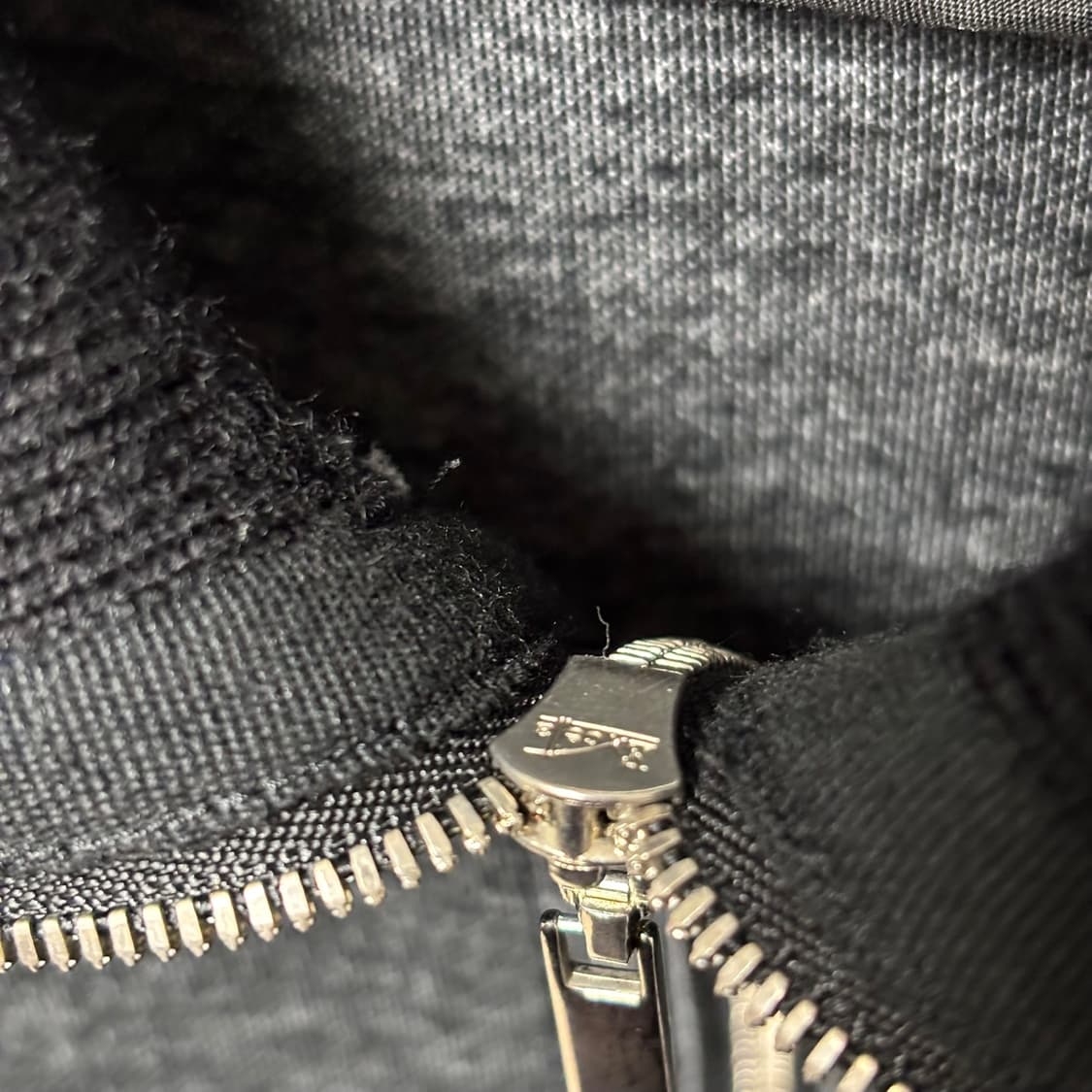 3) irenisa 이레니사 하이넥 집업 상품이미지4