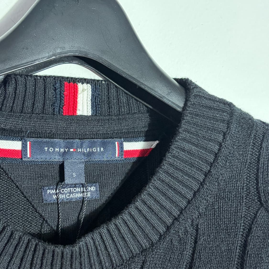 타미힐피거 블랙 니트 (무료배송) 상품이미지2