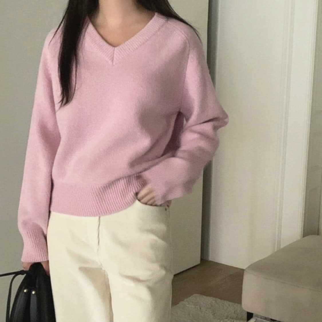 메리어라운드(mmore) V넥 캐시울 니트 프리사이즈 새상품 상품이미지3