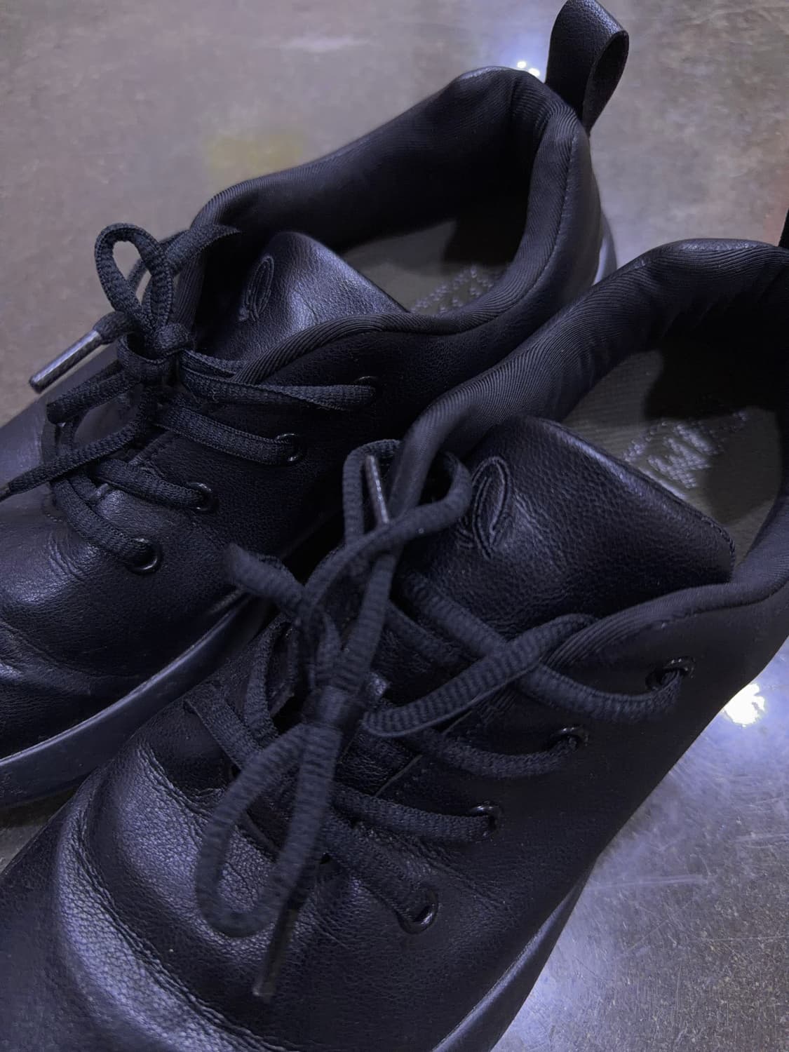 데이워크 컴포트 아치 스니커즈 블랙 265 상품이미지4