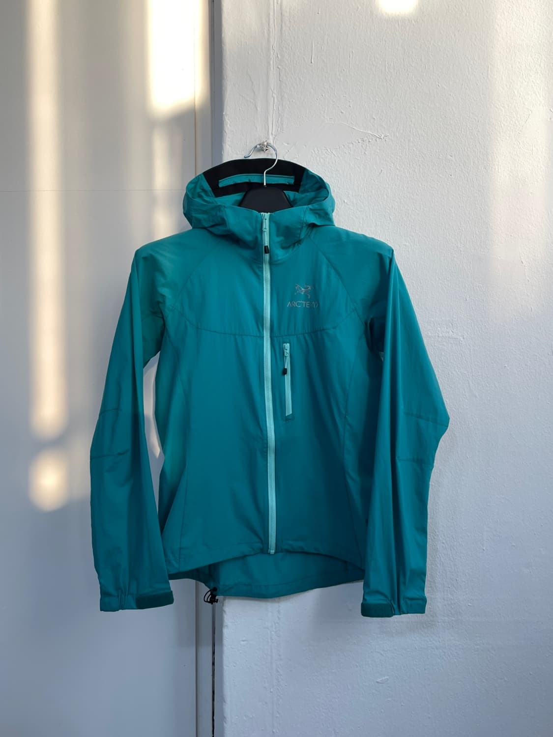 아크테릭스 스쿼미시 후디 바람막이 상품이미지1