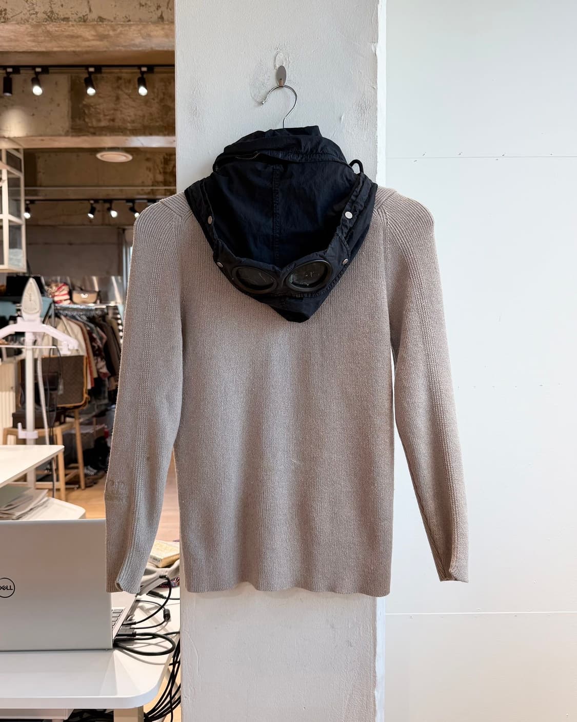 cp컴퍼니 베이지 니트 고글 후드집업  상품이미지6