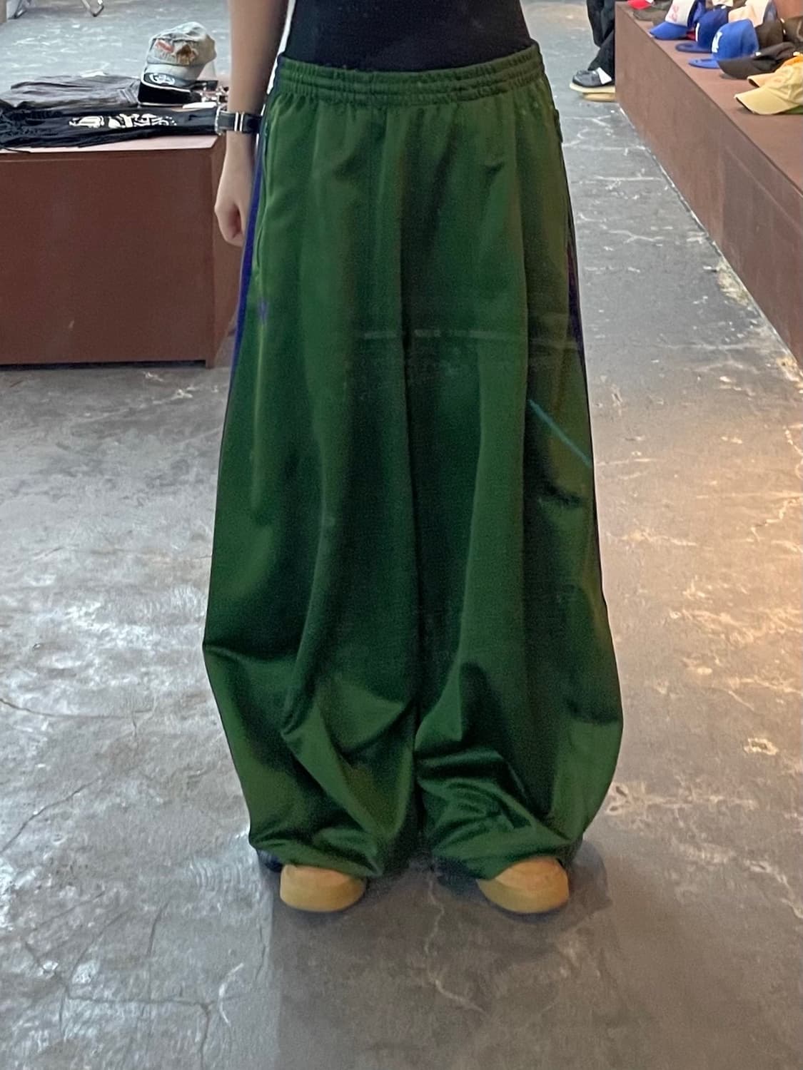 니들스 H.D. 폴리 스무스 아이비 그린 트랙 팬츠 H989 상품이미지1