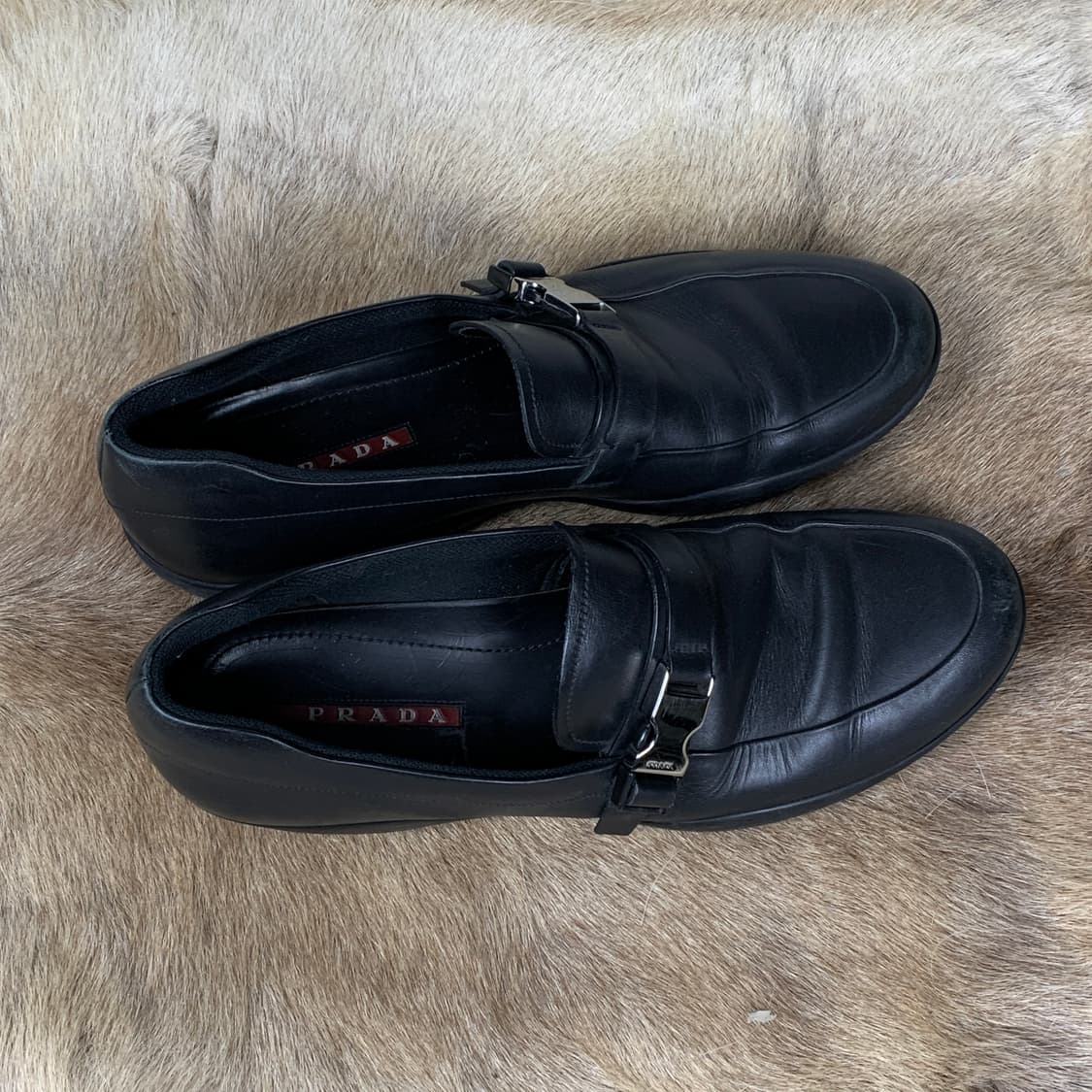 프라다 스포츠 버클 로퍼 상품이미지3