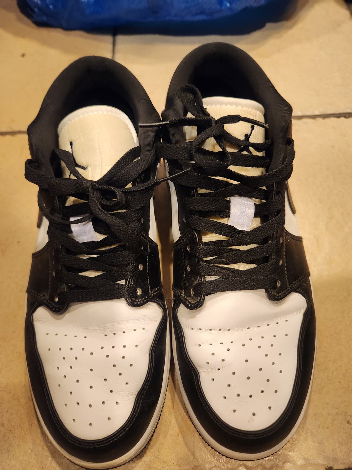 나이키 에어조던1 로우 블랙/화이트  상품이미지1