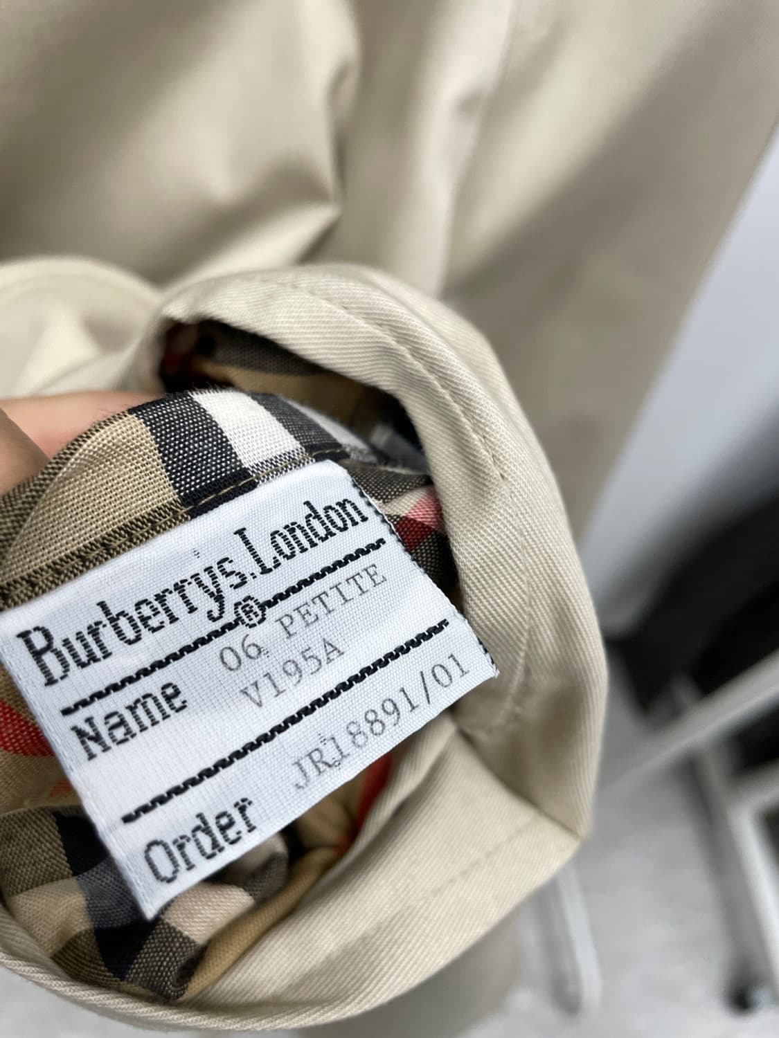 여) 버버리 개버딘 트렌치코트 상품이미지7