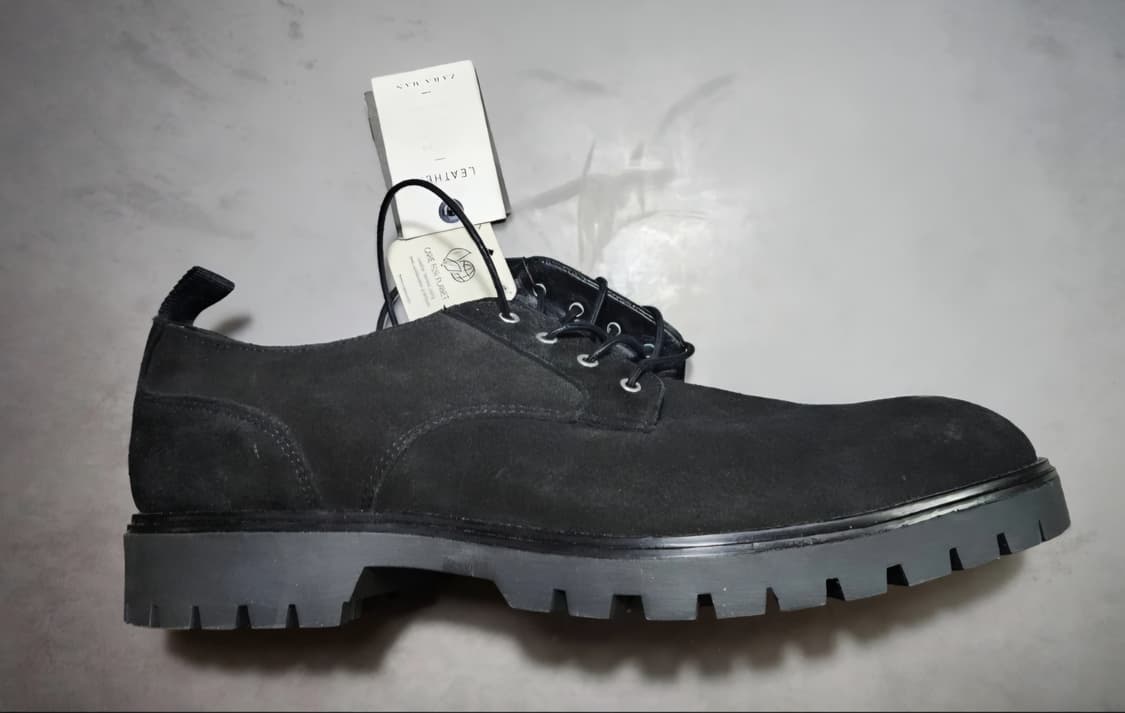 (새상품)자라 남성 스웨이드 슈즈 EU 43 (국내 275)

 상품이미지2