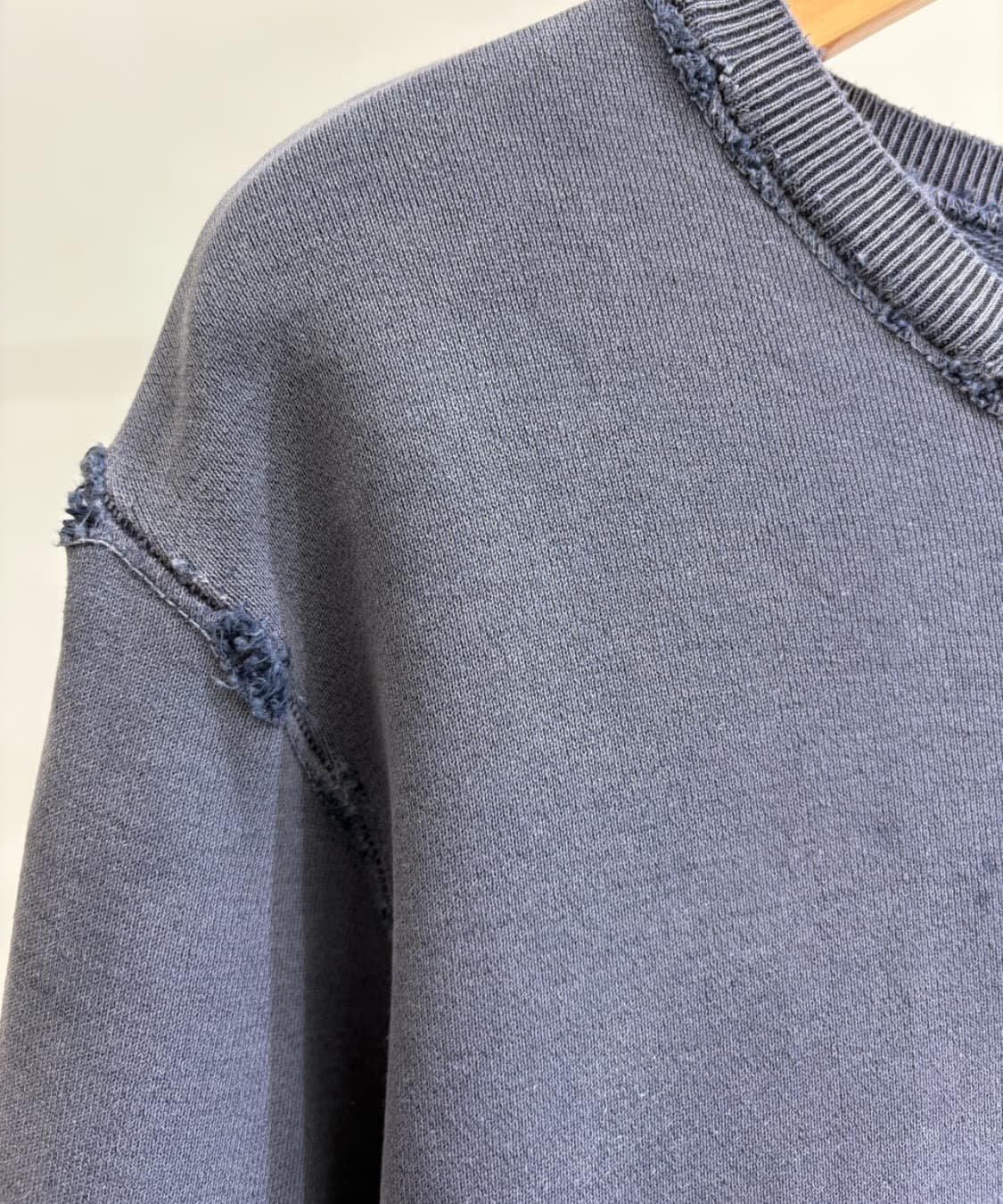 Remi Relief Sweatshirt purple 상품이미지4