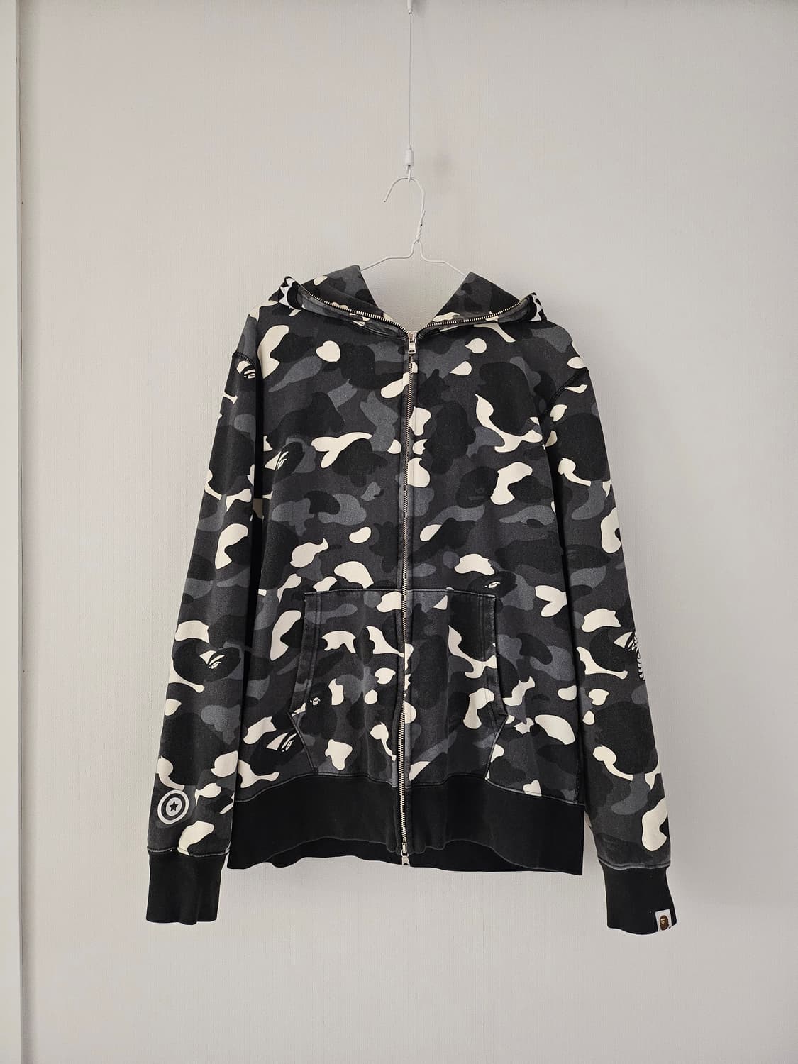 베이프 bape 카모 샤크 후드집업 상품이미지1