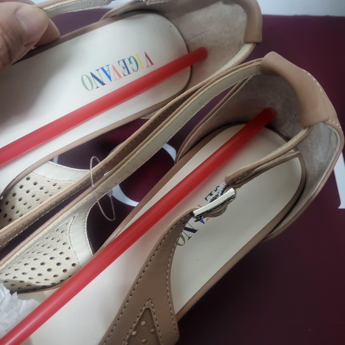 새상품 금강제화 가죽 미들 힐 펌프스 여자 여름 구두  245 15만 상품이미지6