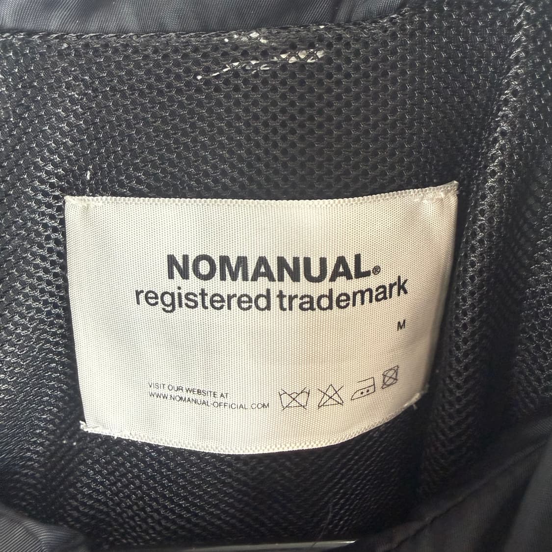 M) 노매뉴얼 자수로고 나일론 자켓 블랙 상품이미지3