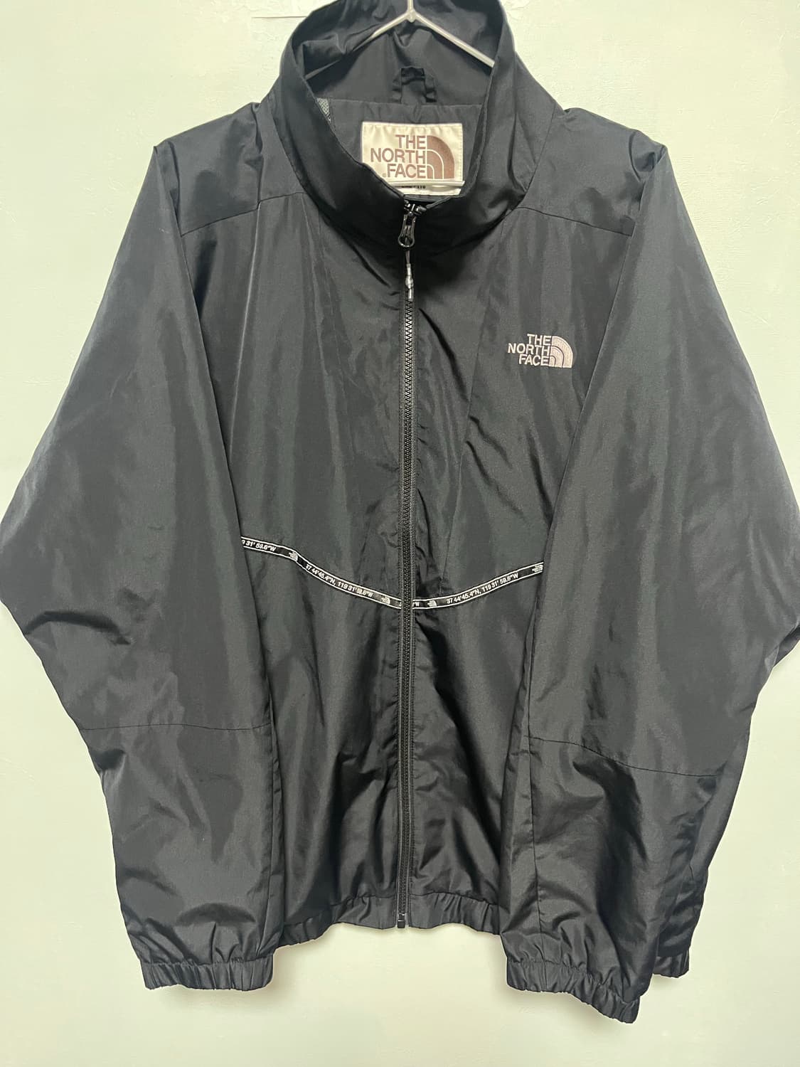 노스페이스 블랙 바람막이 상품이미지1