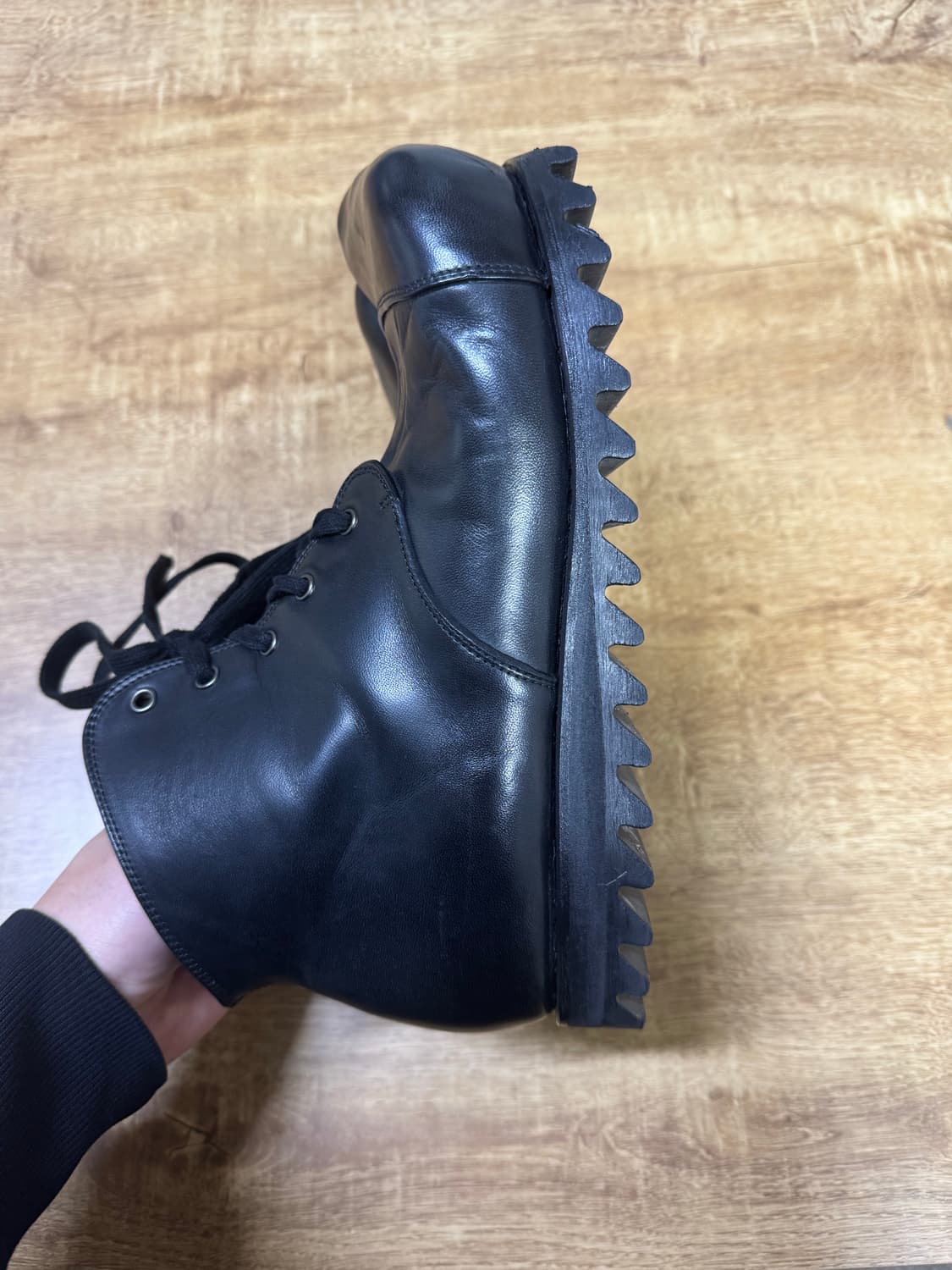  The old curiosity shop bigfoot boots 상품이미지4