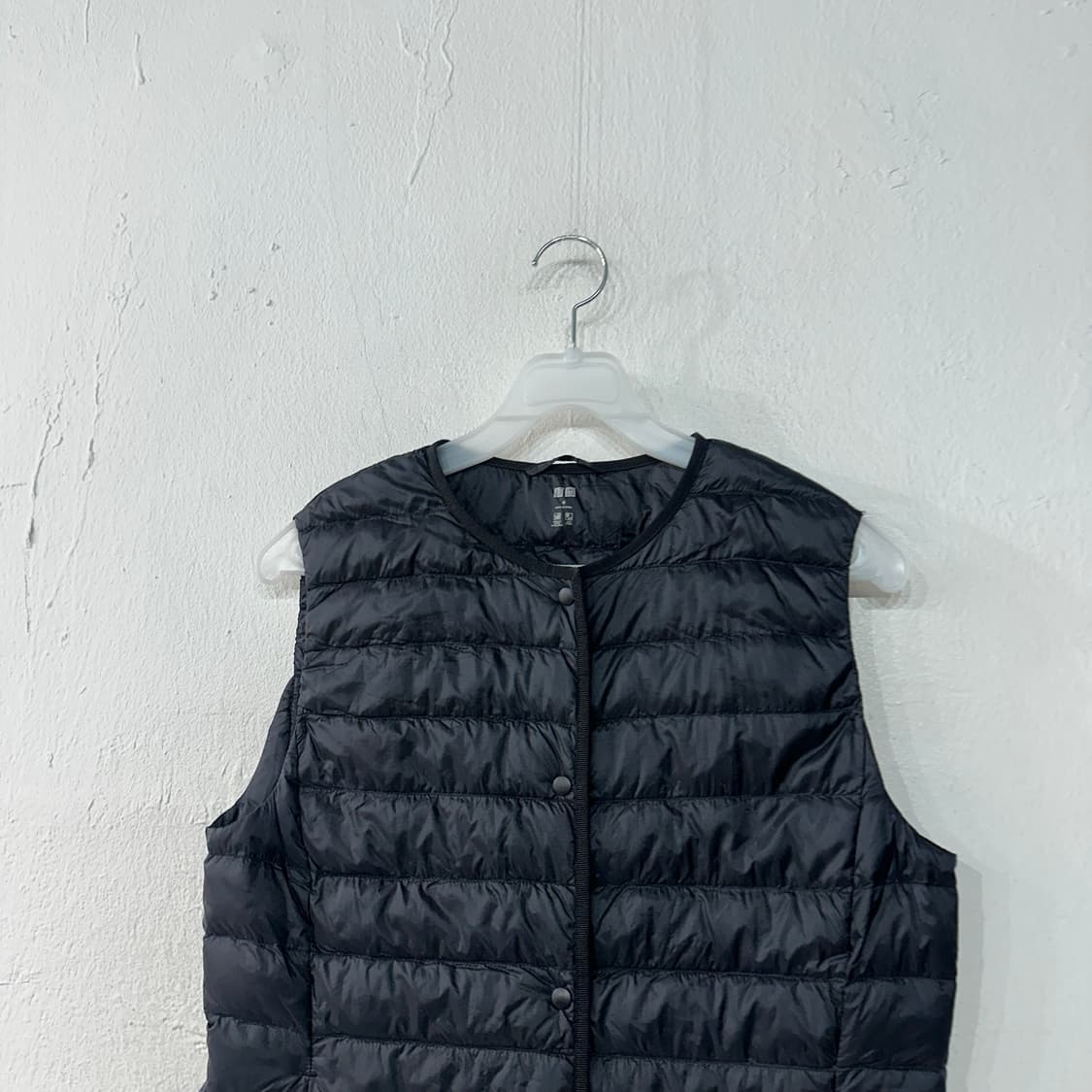 유니클로 경량패딩조끼 여성M 상품이미지2