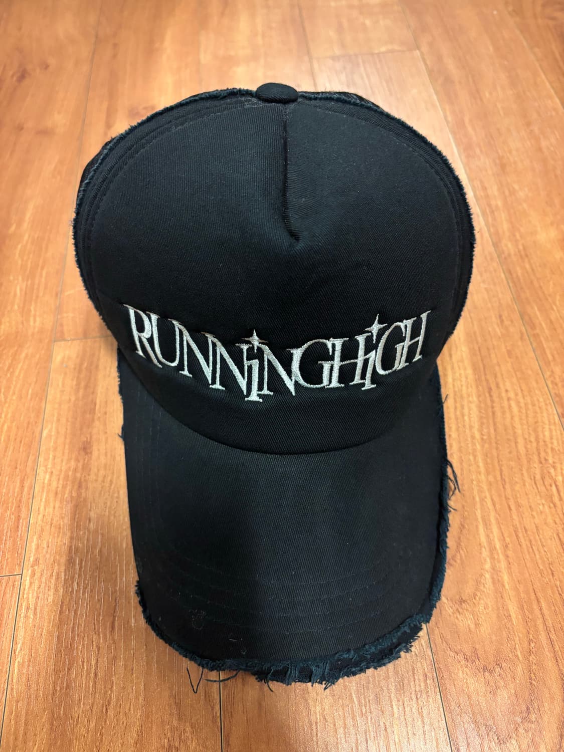 러닝하이 레터링 워시드 메쉬캡 블랙 상품이미지2