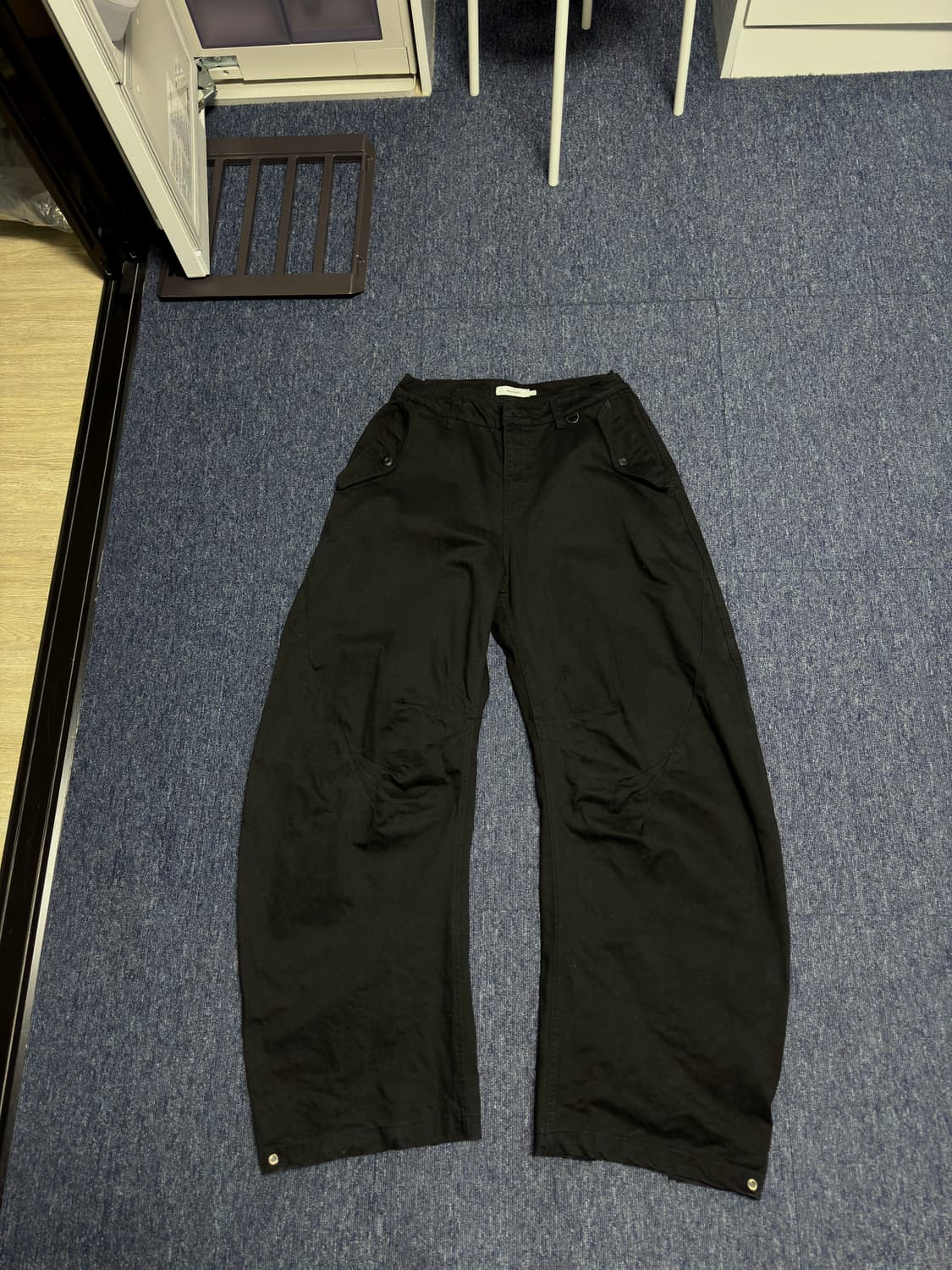 [4] 아르반 트리플 리프 커브드 팬츠 트리플 블랙 상품이미지2