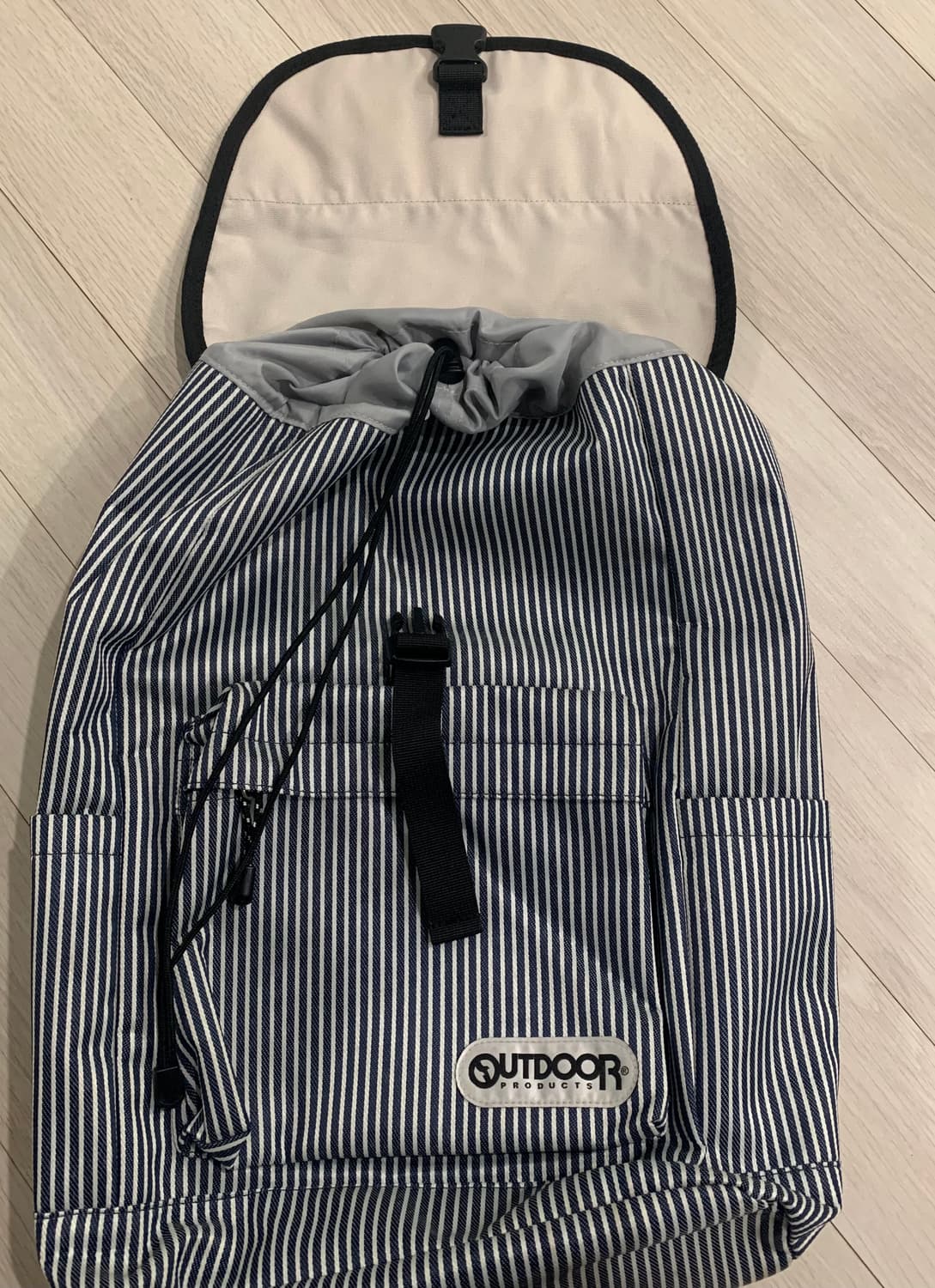 [OUTDOOR PRODUCTS] 스트라이프 백팩 상품이미지2